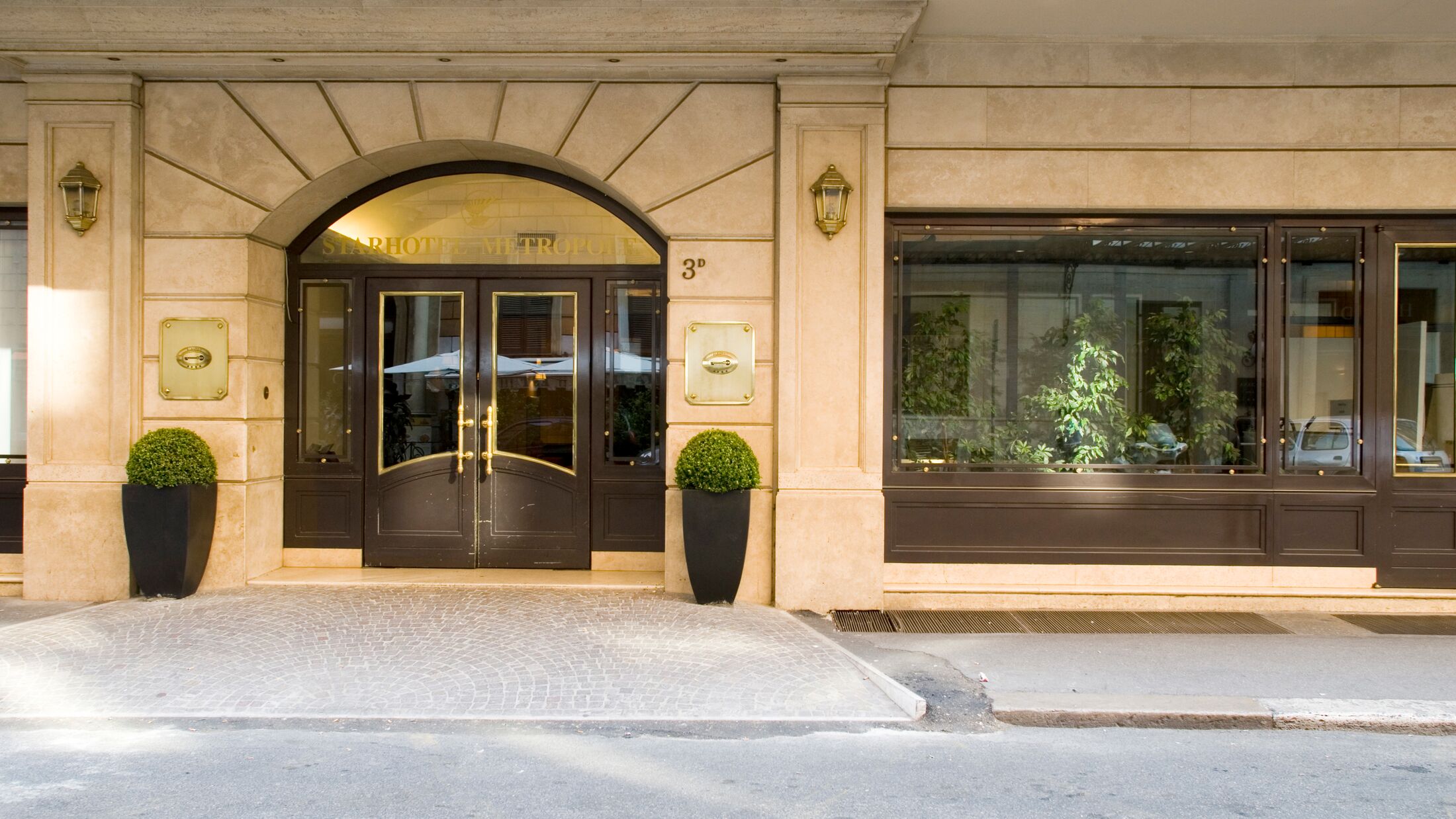 Blog-Rome-300273-2022-Starshotel-Metropole-Hybris
