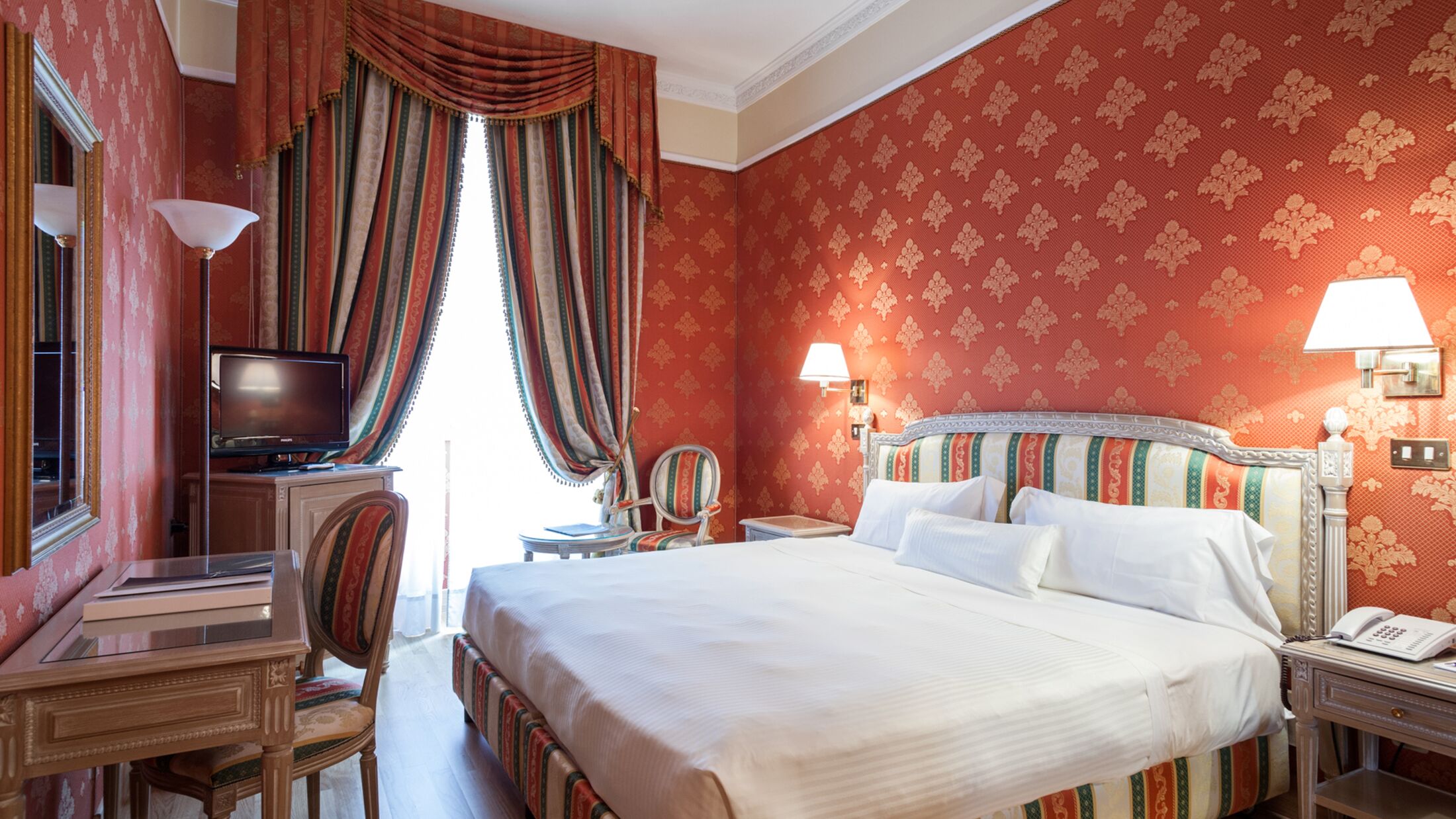 Sina-Delaville-2022-Superior-Room-001-115002-Hybris