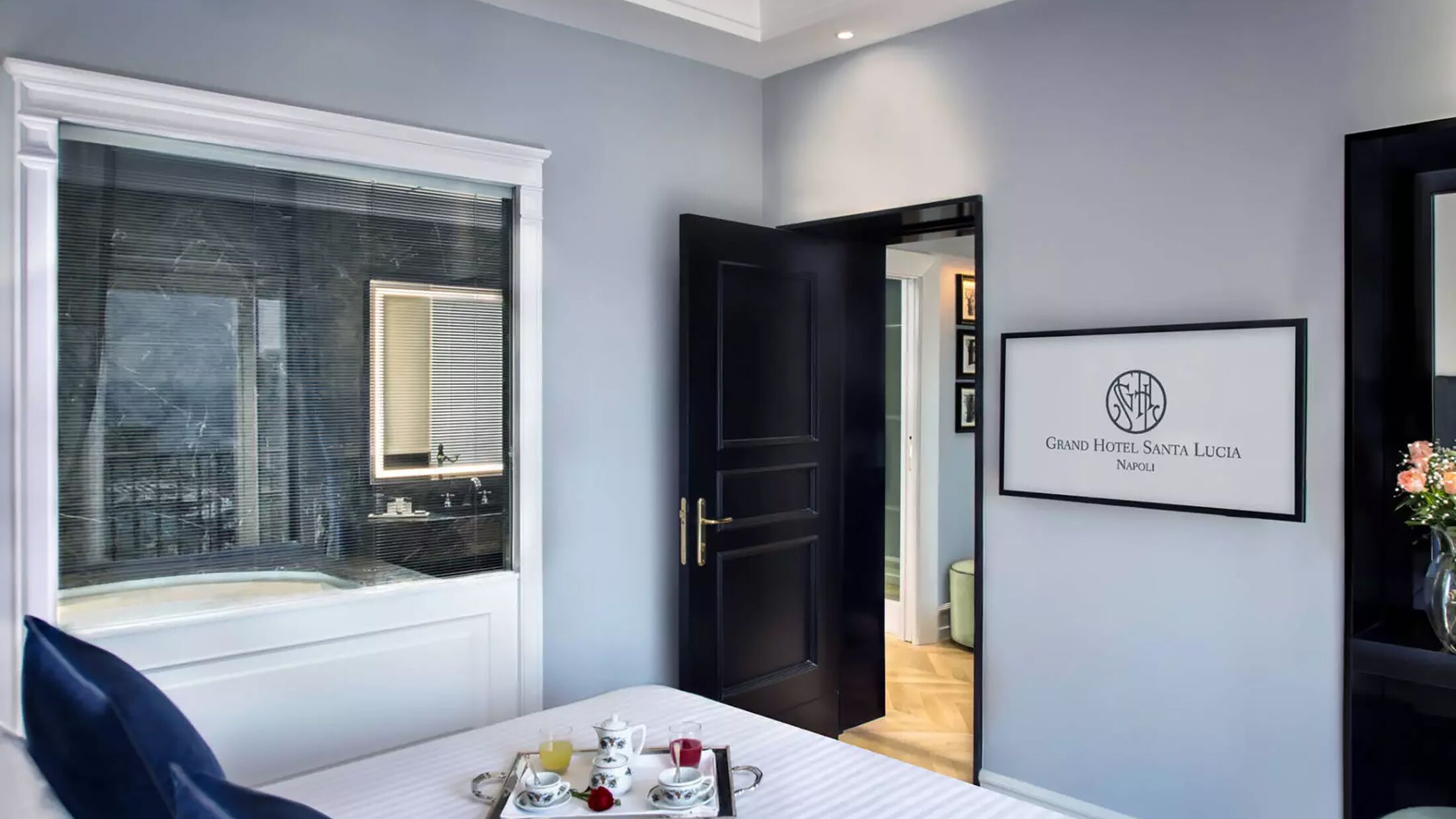 Santa-Lucia-2024-Executive-Room-Sea-View-001-115003-Hybris