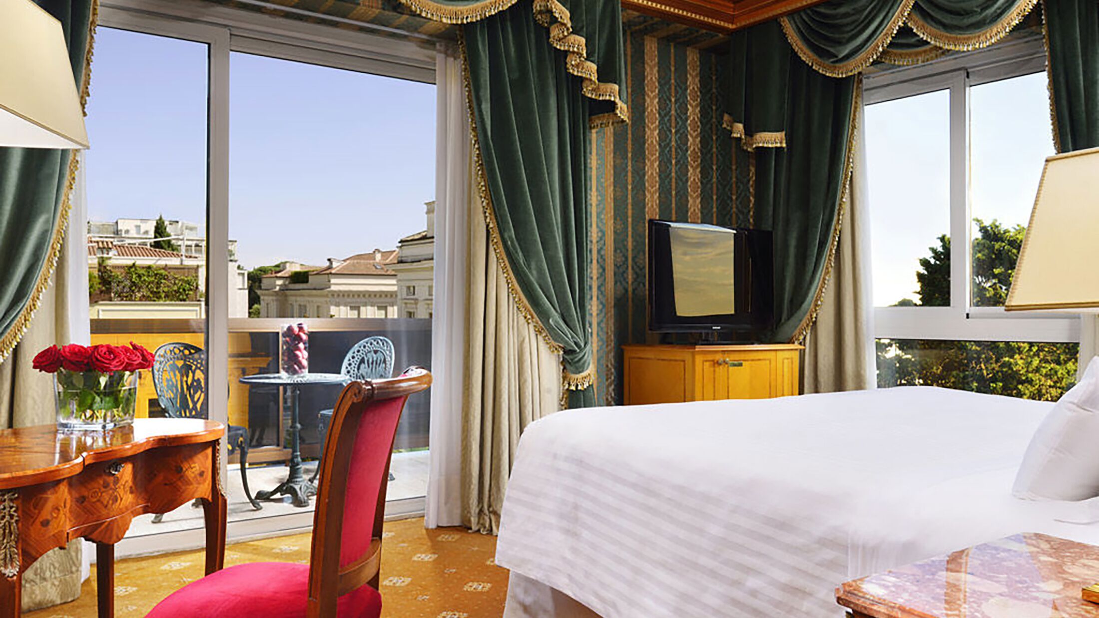 Parco-Principi-2025-Suite-Deluxe-Park-View-001-115024-Hybris