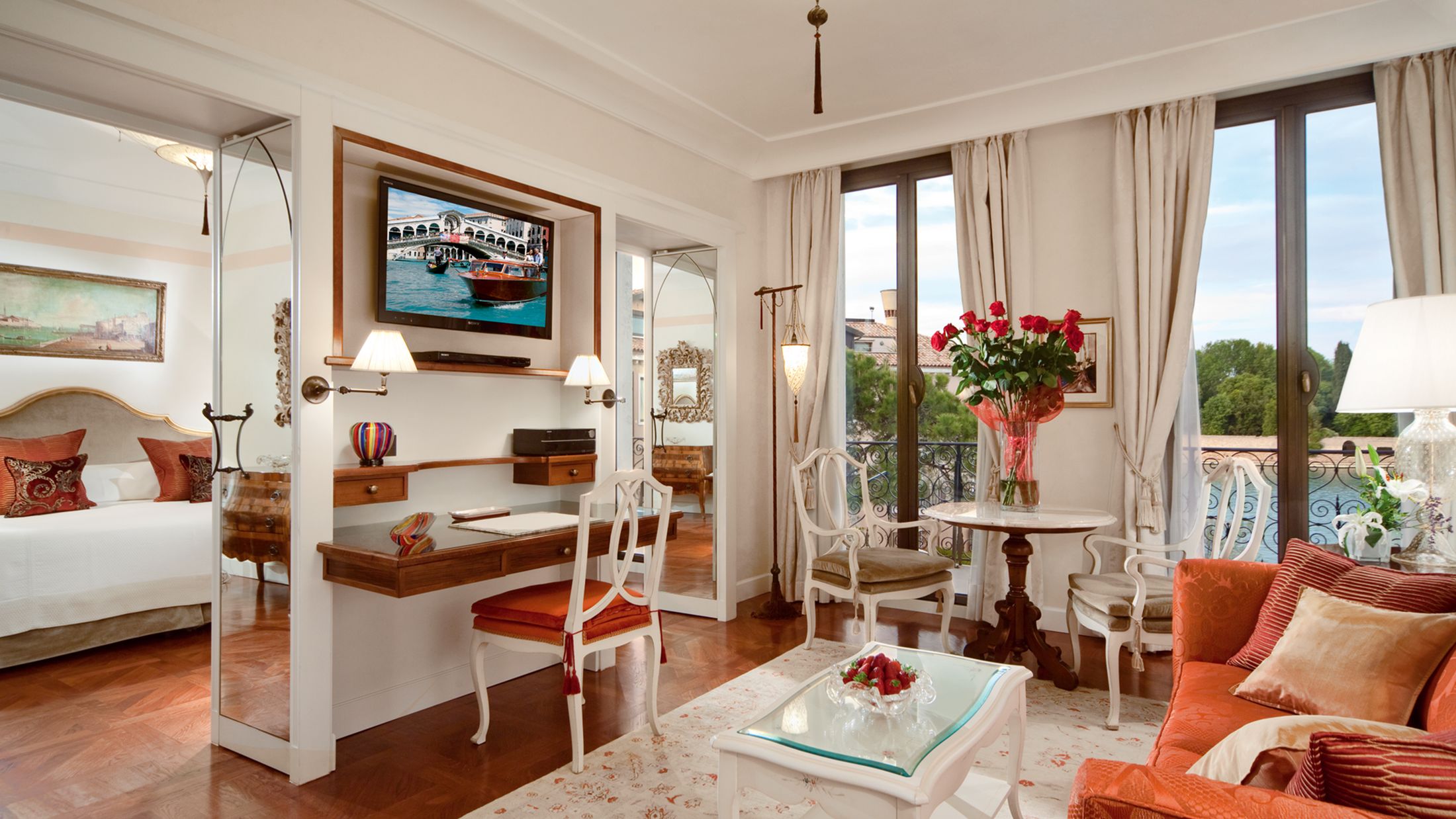 VCE.A.2013.114900.050-Hybris