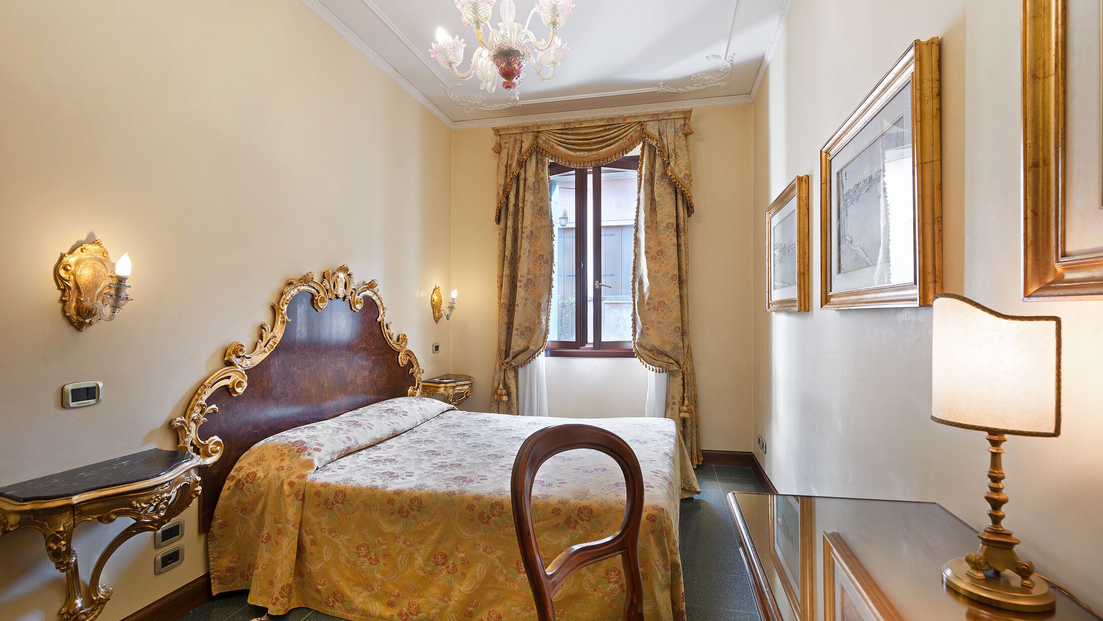 San-Cassiano-CaFavretto-Double-Superior-Room-114899-Hybris