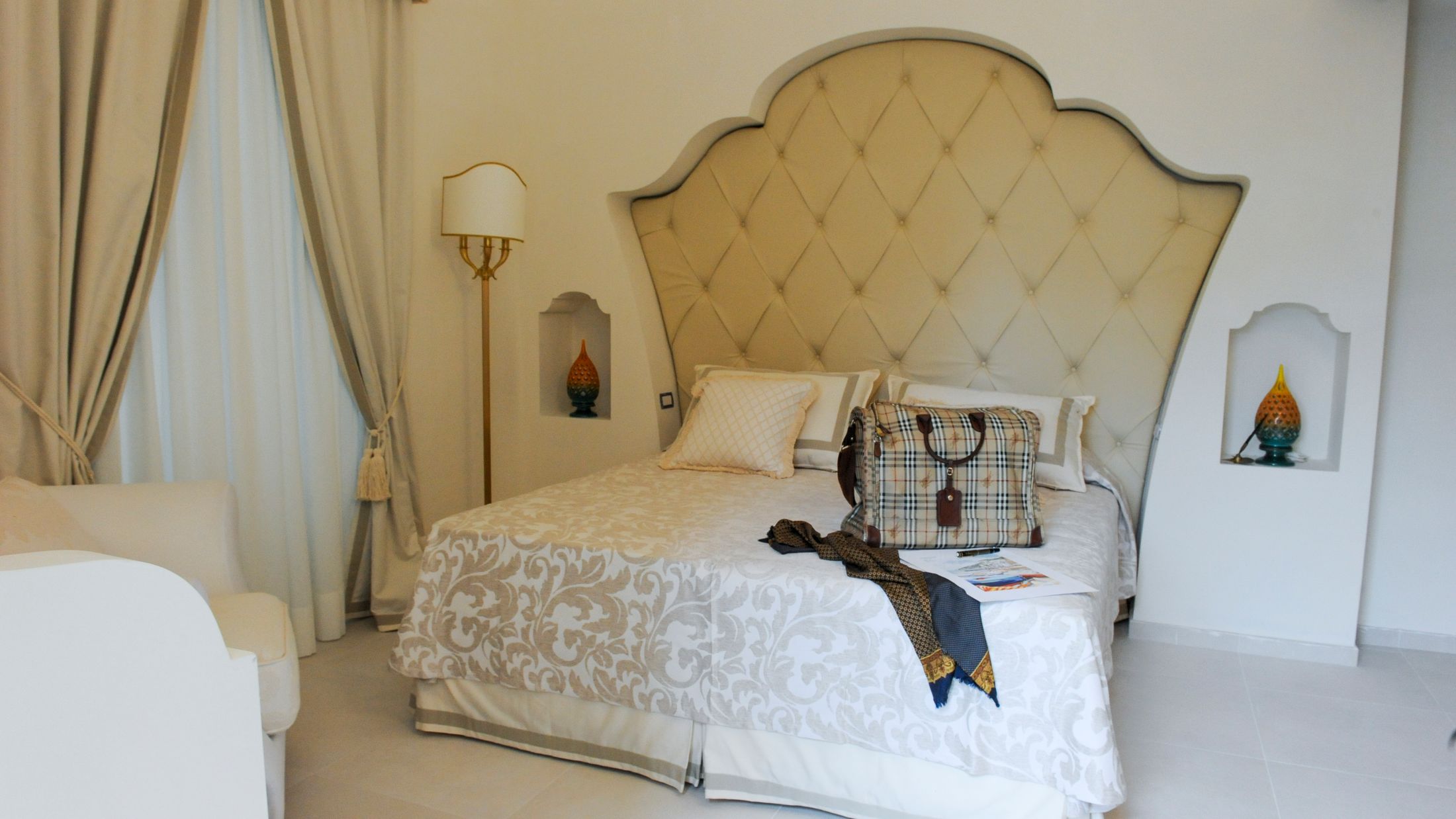 NAP.A.2015.120218.002.jpg-Hybris