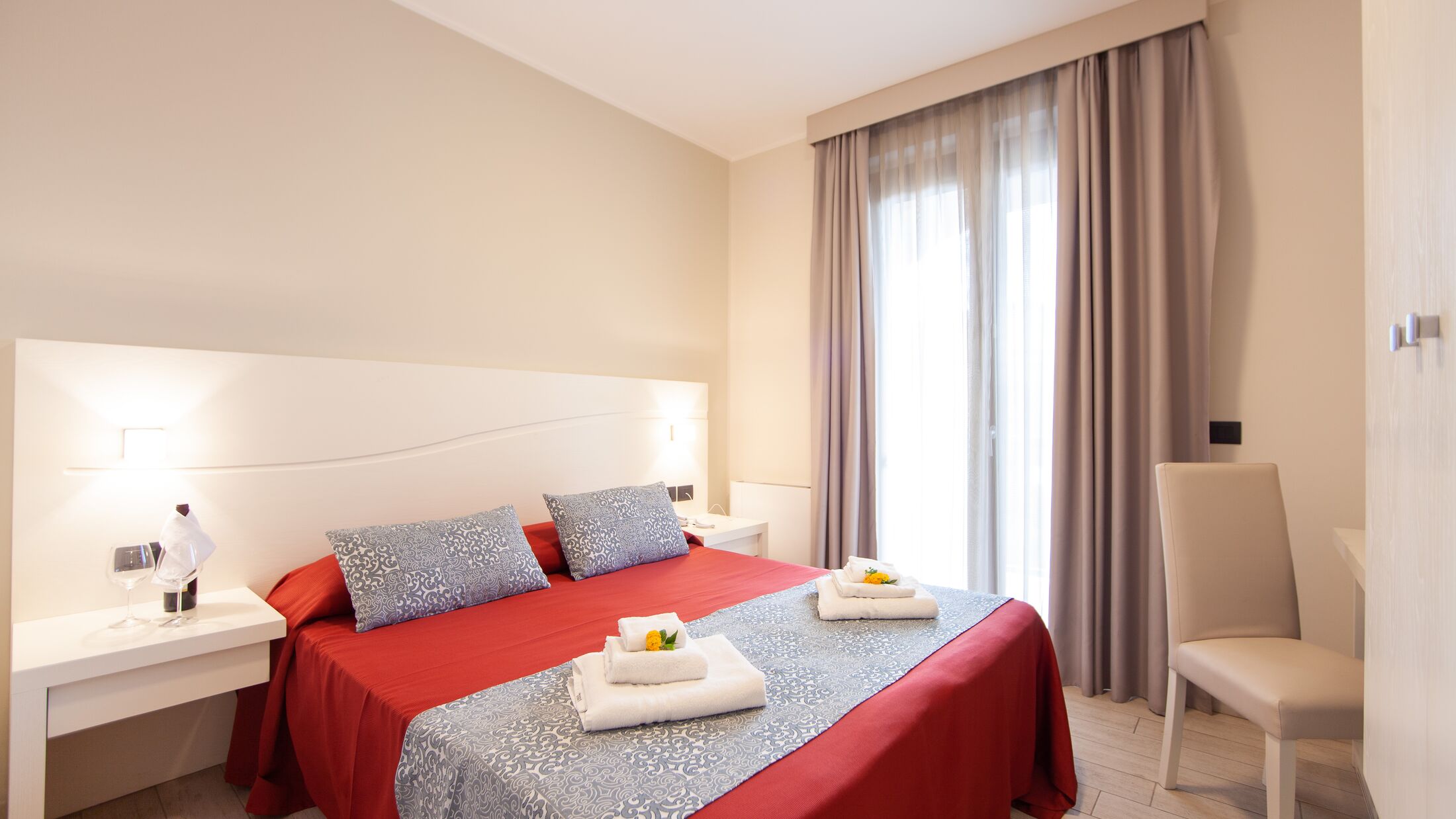 Sentido-Michelizia-2023-Standard-Room-002-121907-Hybris