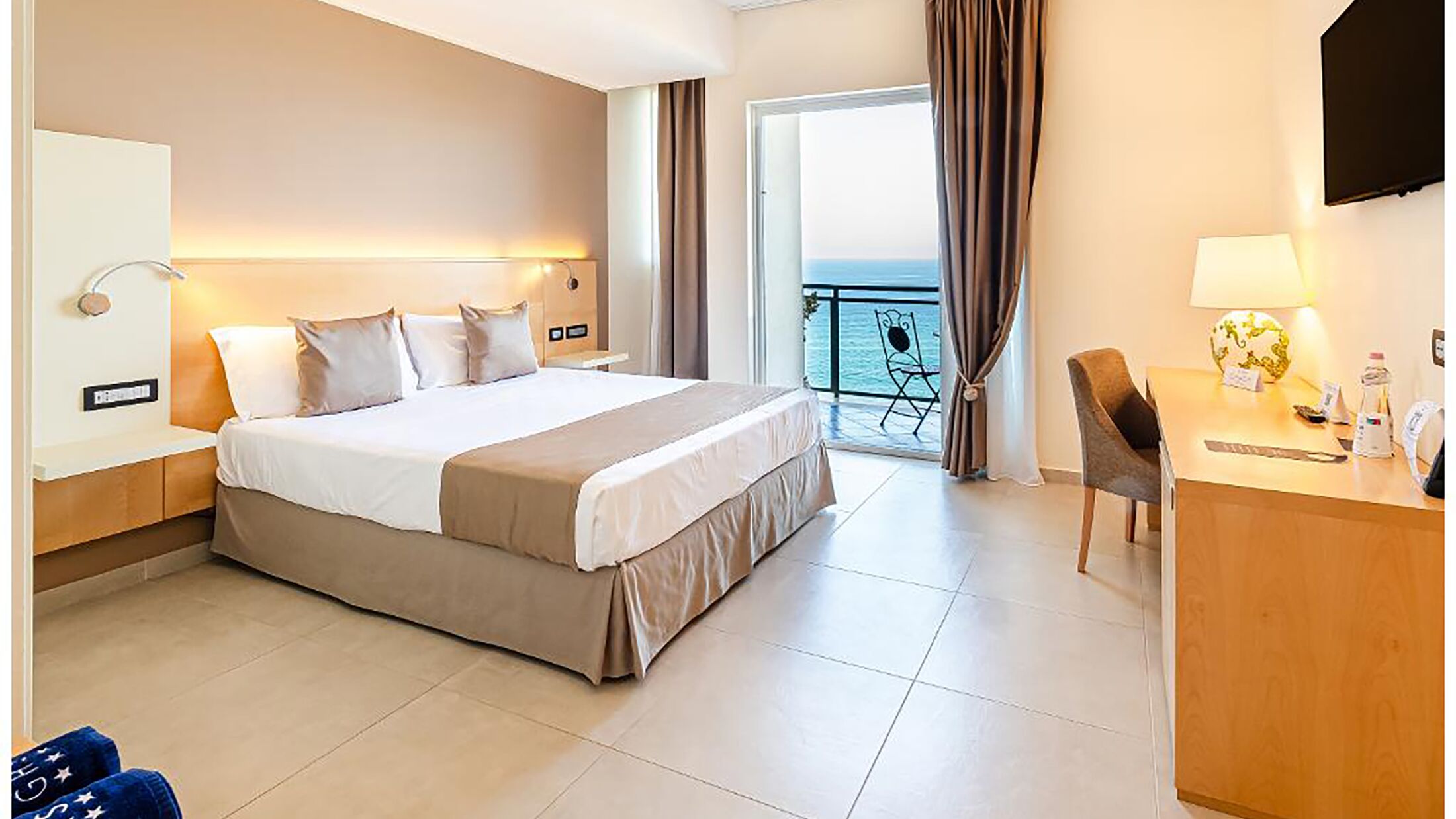 GH-Santa-Maria-2024-Junior-Suite-001-121977-Hybris