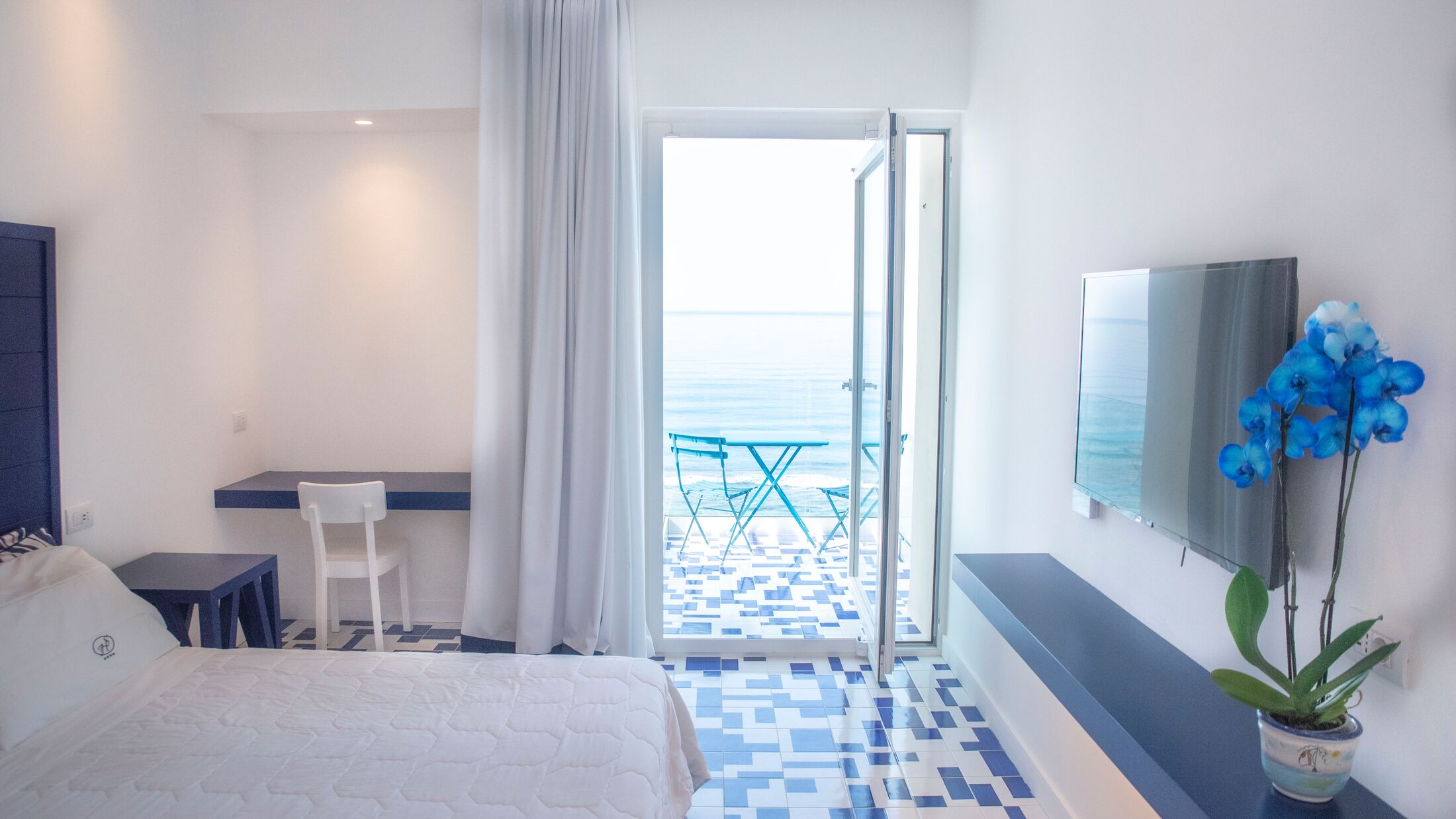 Saline-2024-Superior-Room-Sea-View-003-114844-Hybris