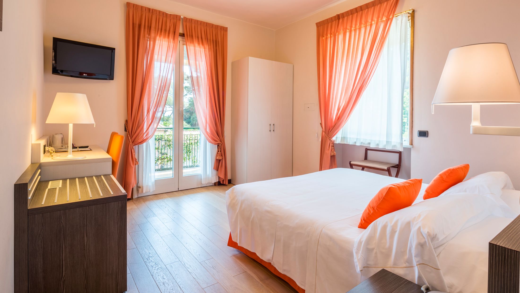 120739_Front_Sea_View_Room_001-Hybris