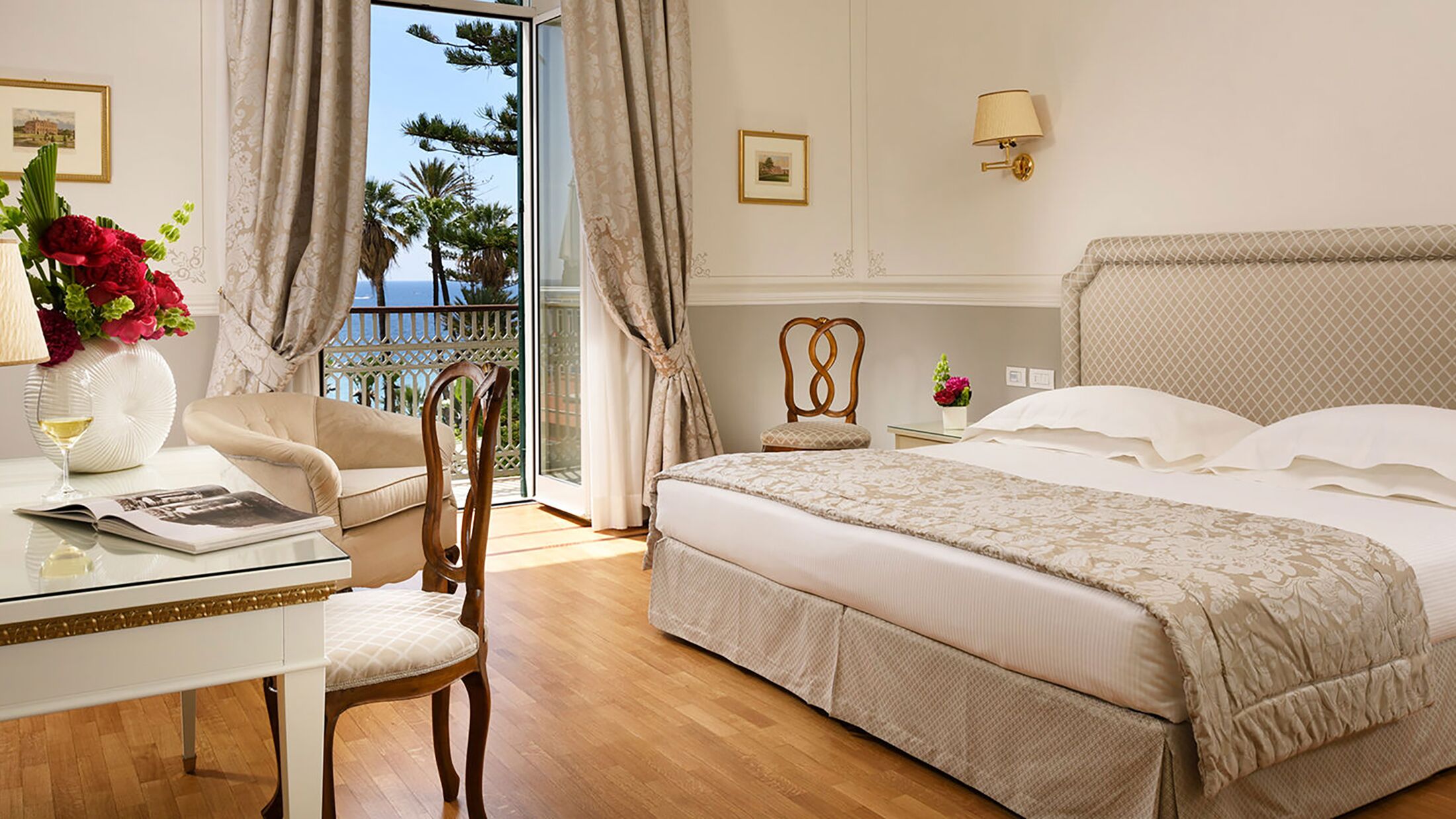 Royal-San-Remo-2024-Junior-Suite-Sea-View-001-114982-Hybris