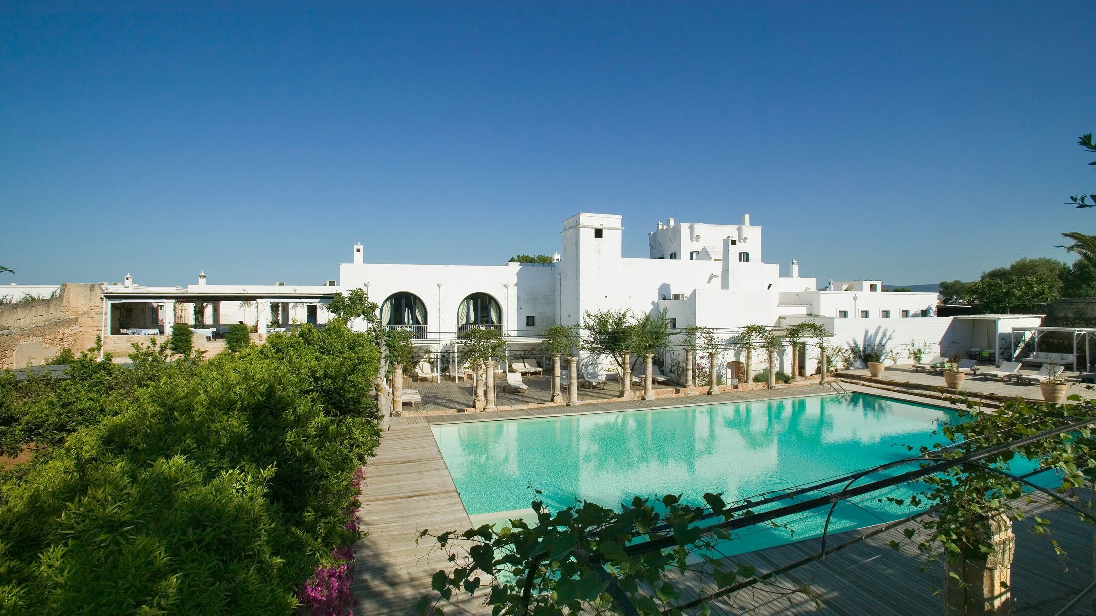 Masseria-Torre-Maiza-Puglia-2024-Swimming-Pool-001-300341-Hybris