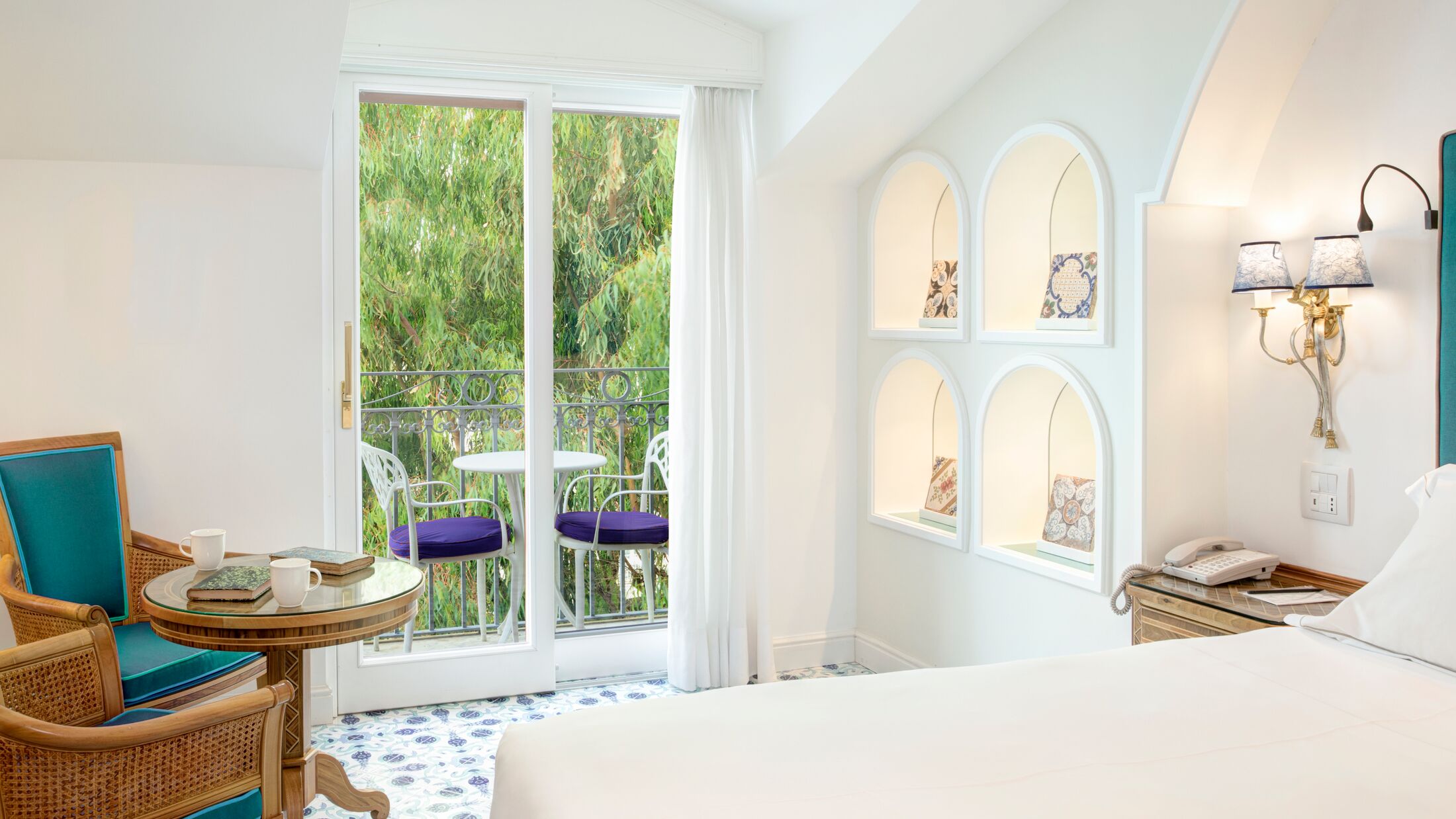 Ambasciatori-2022-Double-Garden-View-Room-001-105180-Hybris