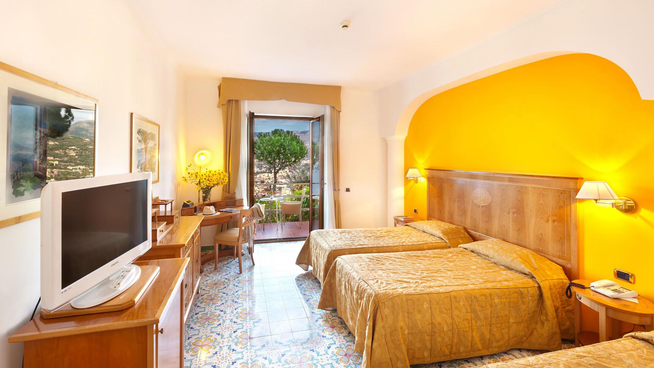 President-2024-Superior-Room-Sea-View-001-104970-Hybris