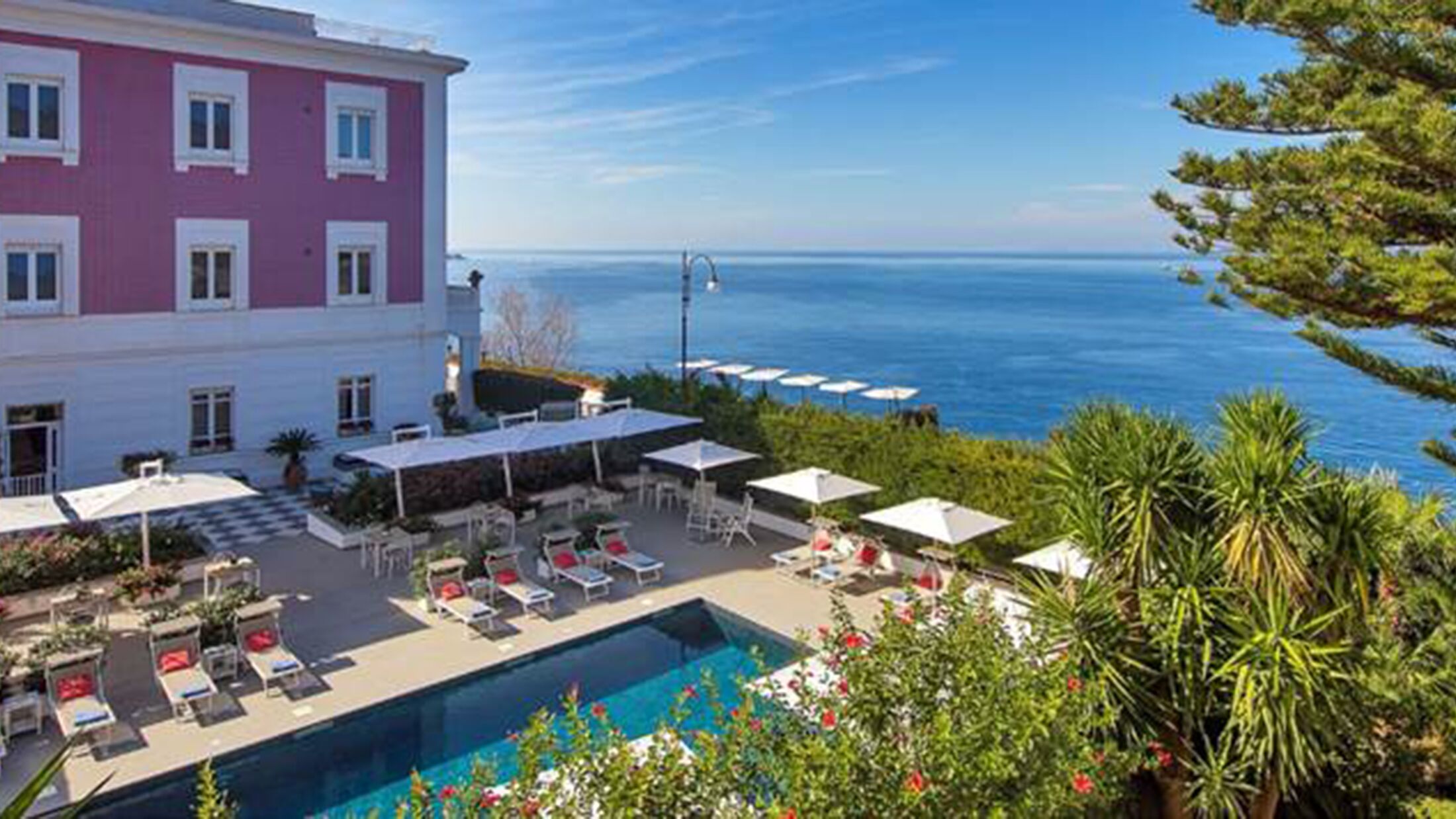 Villa-Garden-Property-View-101977-Hybris