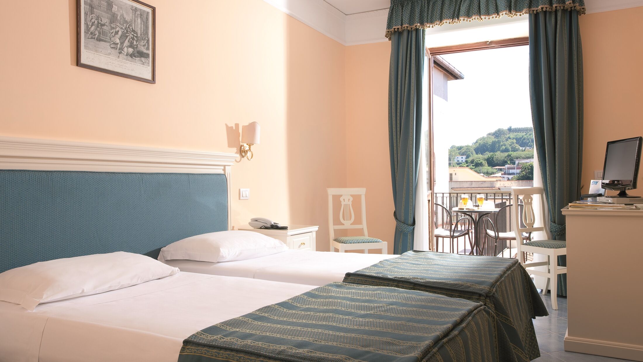 Jaccarino-2022-Classic-Room-002-105198-Hybris