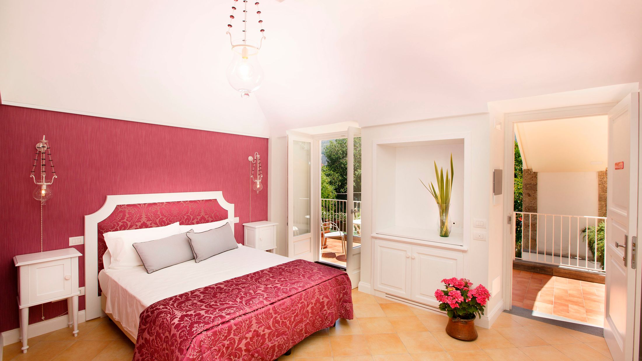 120947-Bedroom-002-Hybris