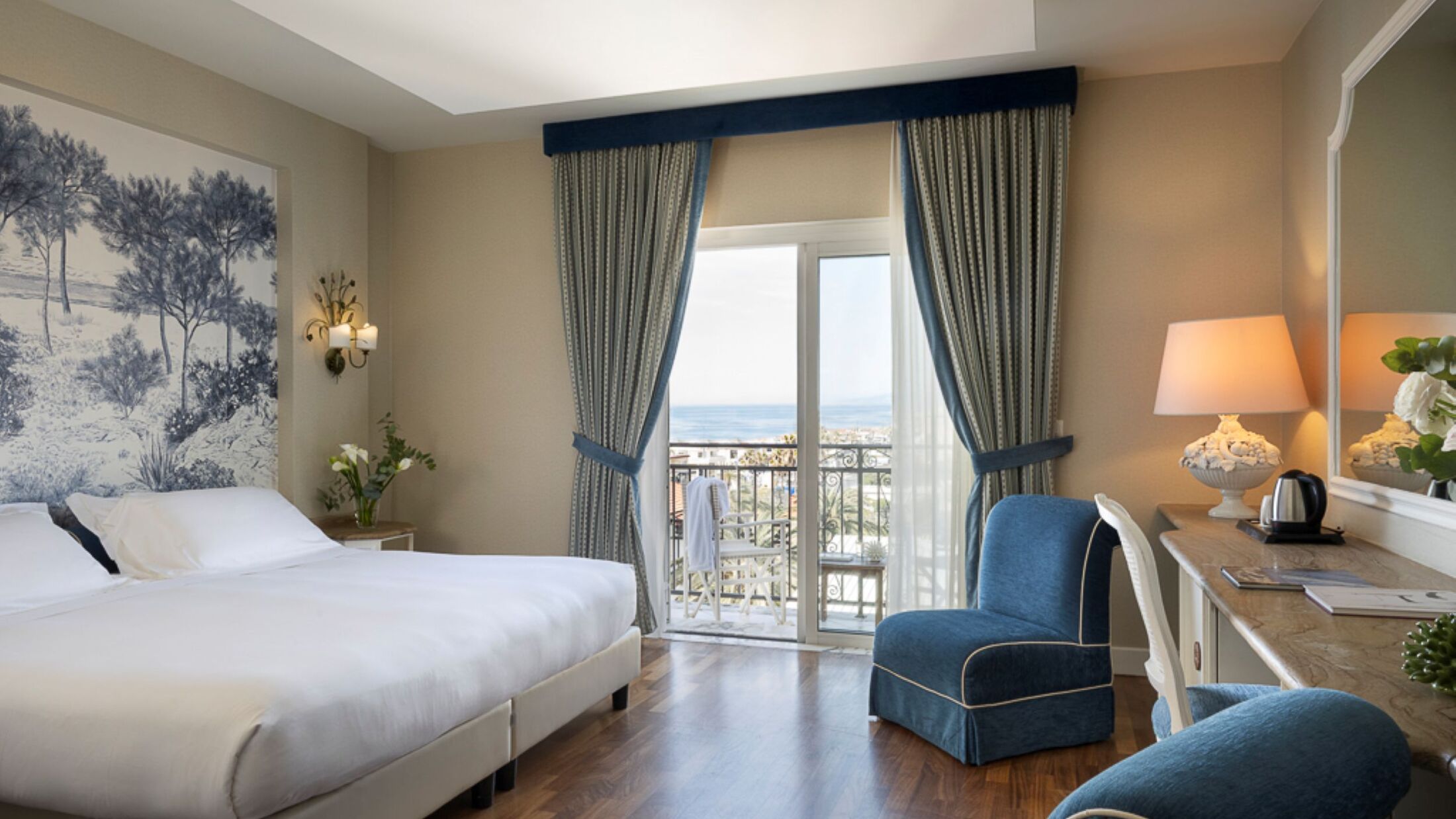 Deluxe Room with Balcony