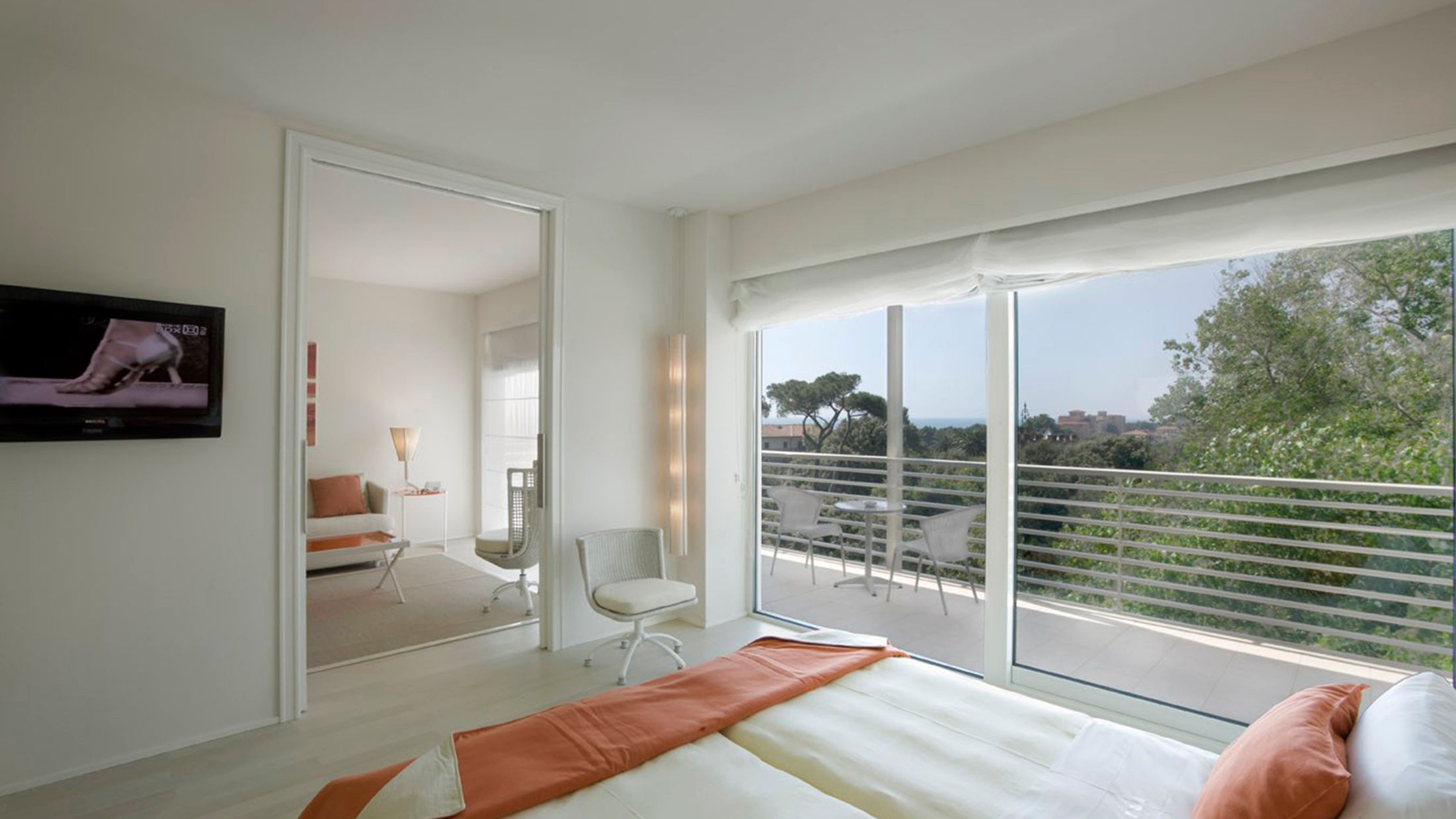 119546-Junior-Suite-001-Hybris