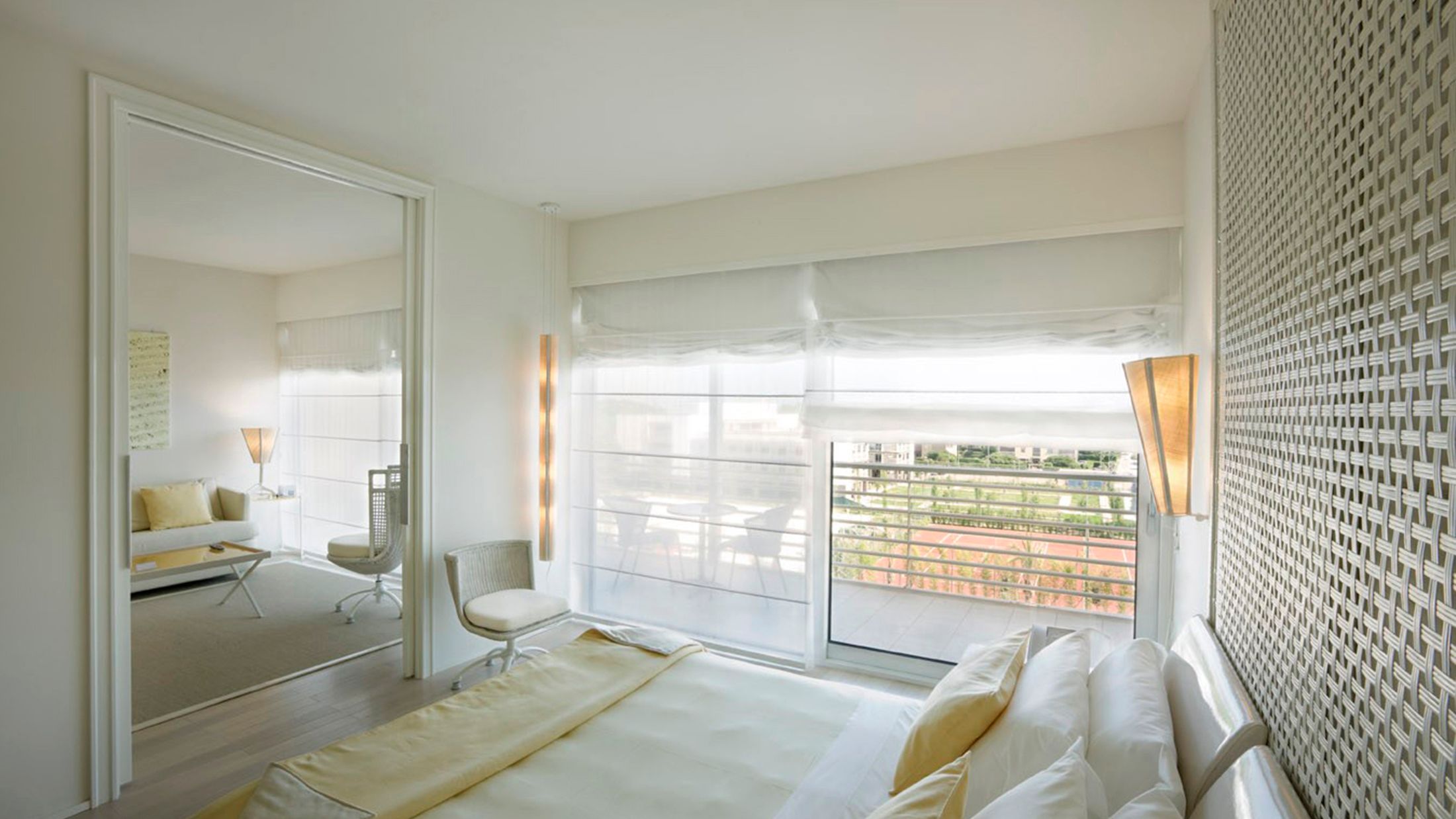 119546-Junior-Suite-002-Hybris