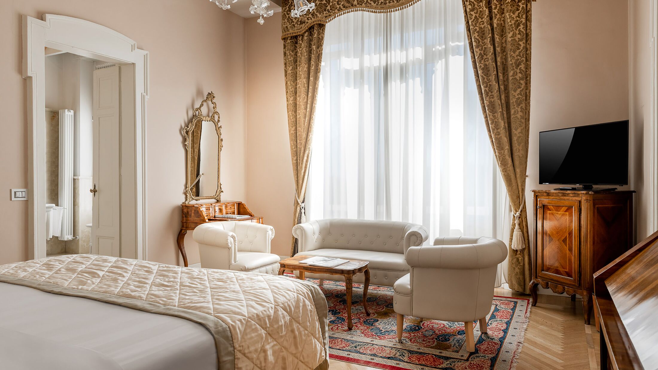 GH-Rimini-2024-Regal-Suite-001-115848-Hybris