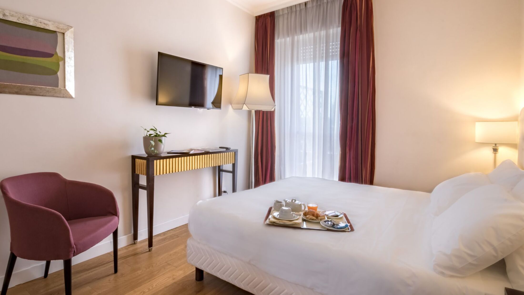 SINA-Maria-Luigia-2024-Junior-Suite-001-121968-Hybris