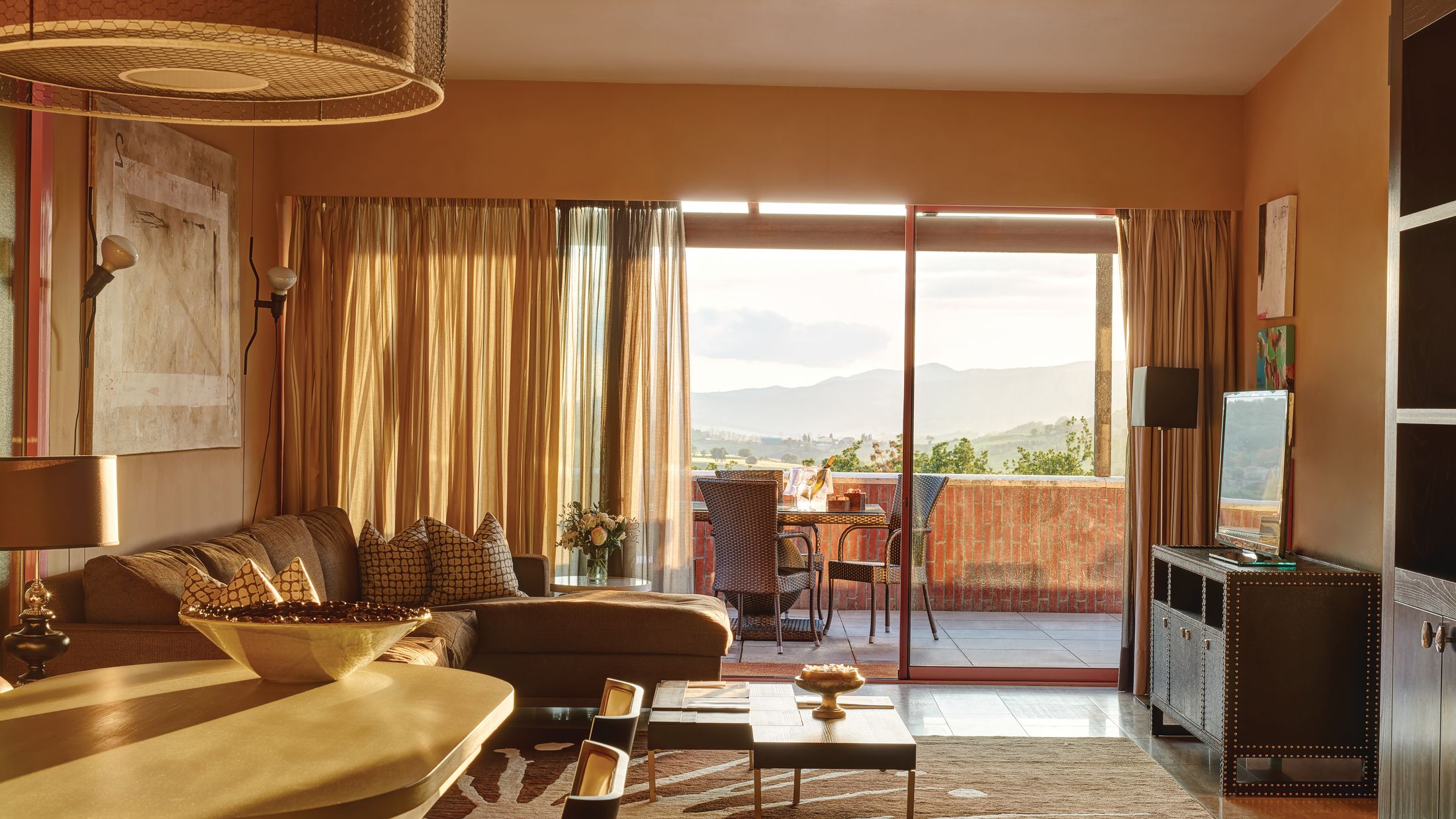 121356-Oliveto-Suite-001-Hybris