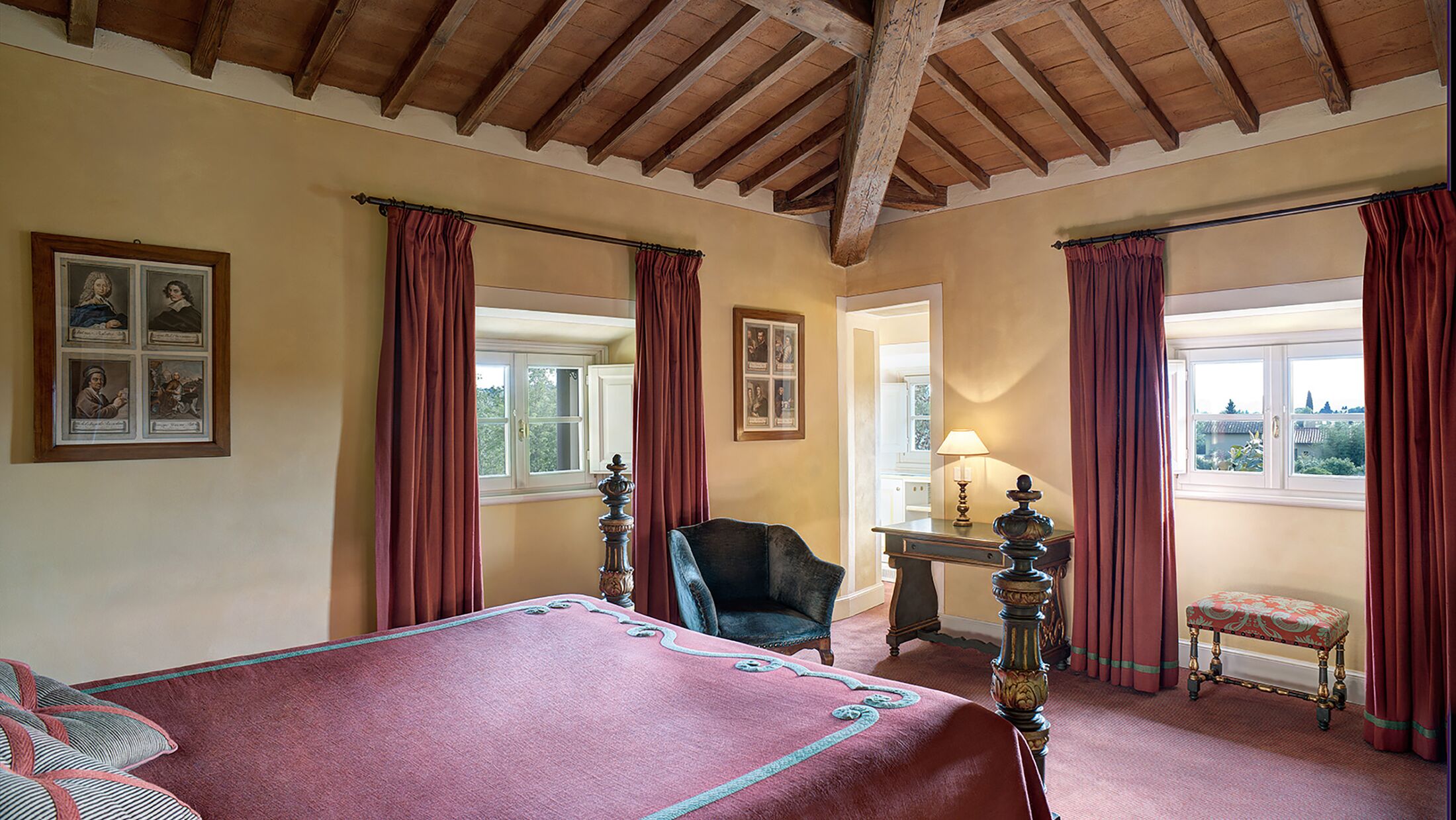 Villa-La-Massa-2024-Noble-Villa-Deluxe-Double-001-115682-Hybris