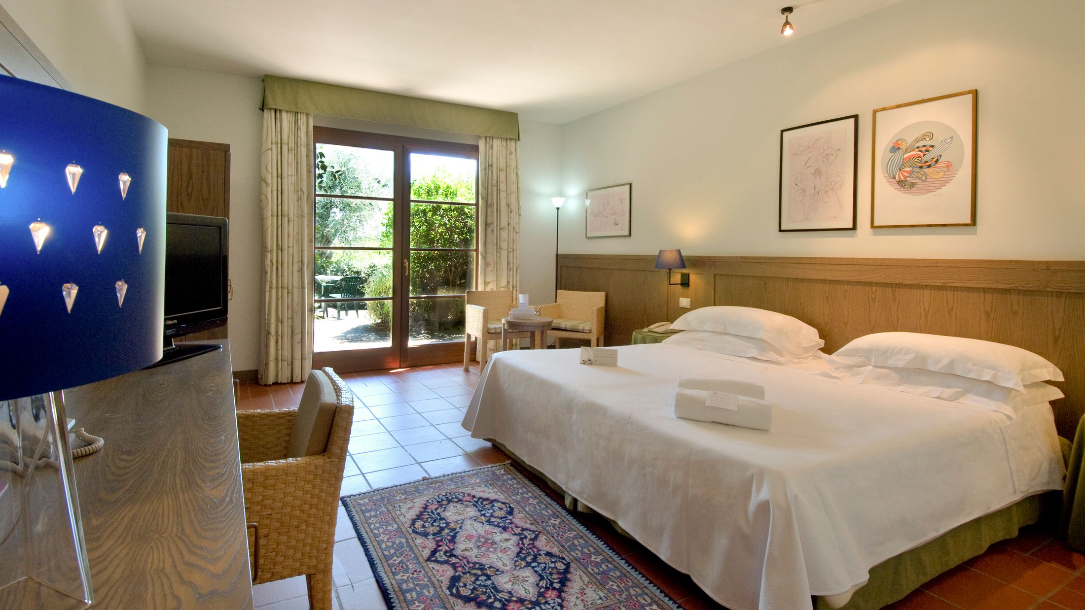 PSA.A.2014.114968.015.jpg-Hybris