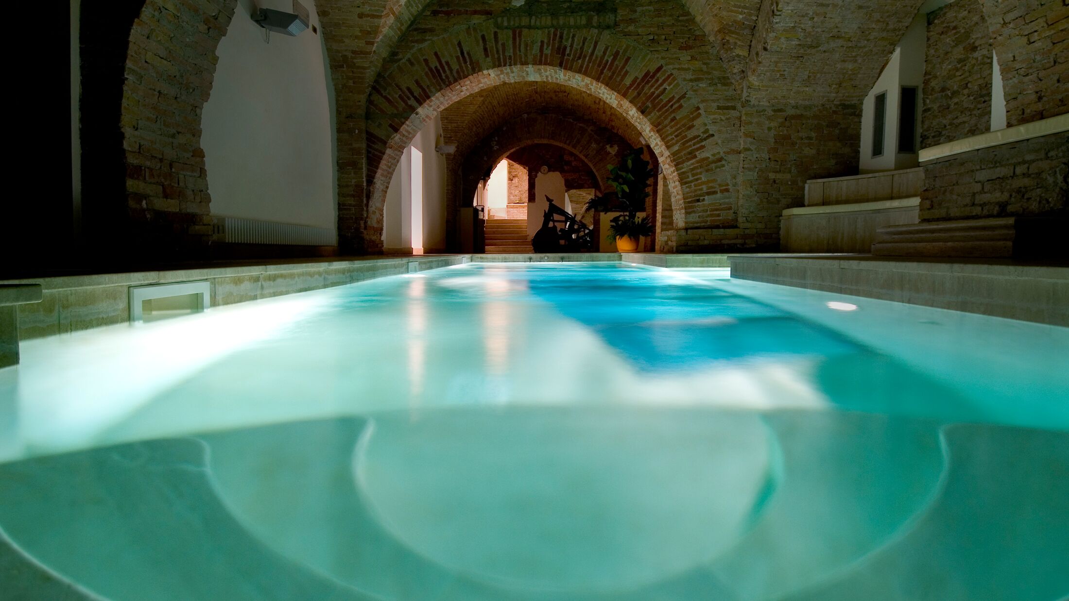Sina-Brufani-2022-Spa-Pool-001-119102-Hybris
