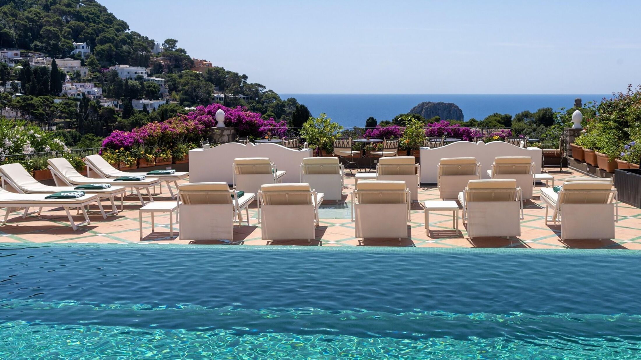 Sina-Flora-Capri-2024-Swimming-Pool-001-300341-Hybris