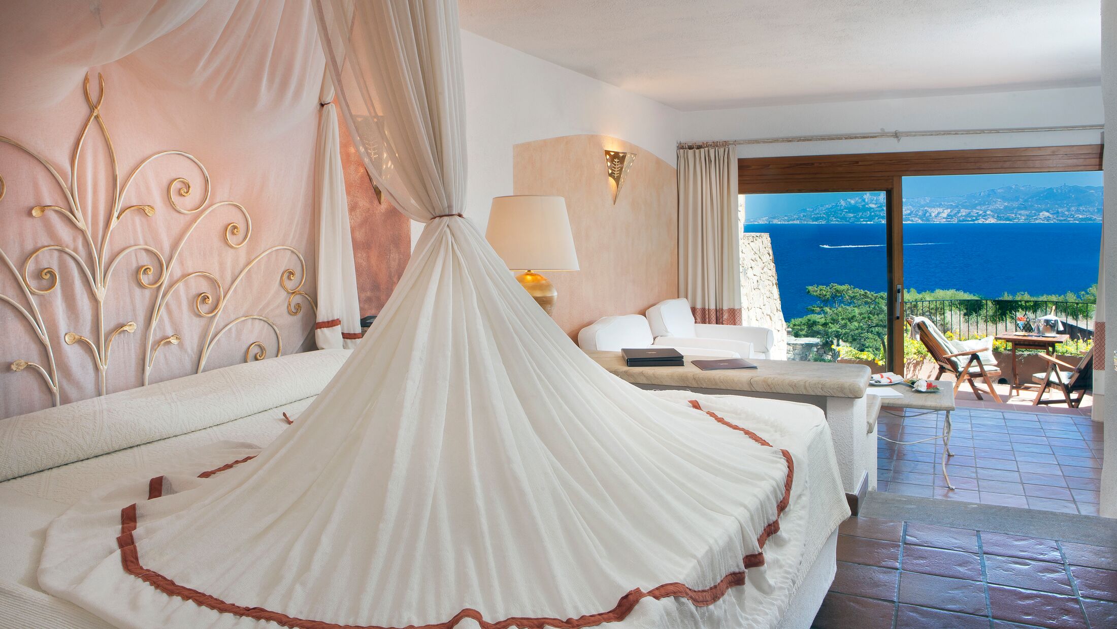 Capo-DOrso-2023-Junior-Suite-Executive-001-119411-Hybris