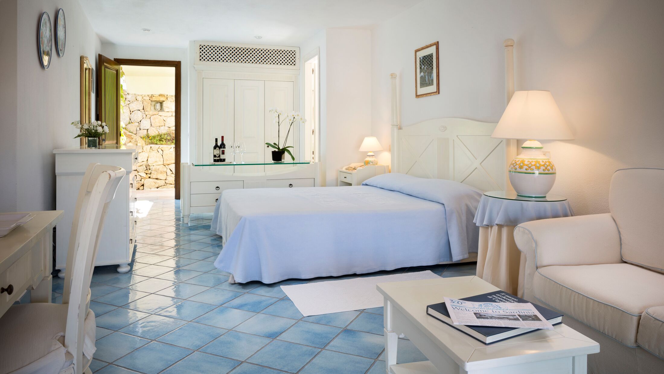 Club-Hotel-Sardinia-2022-Junior-Suite-Sea-View-005-121856-Hybris