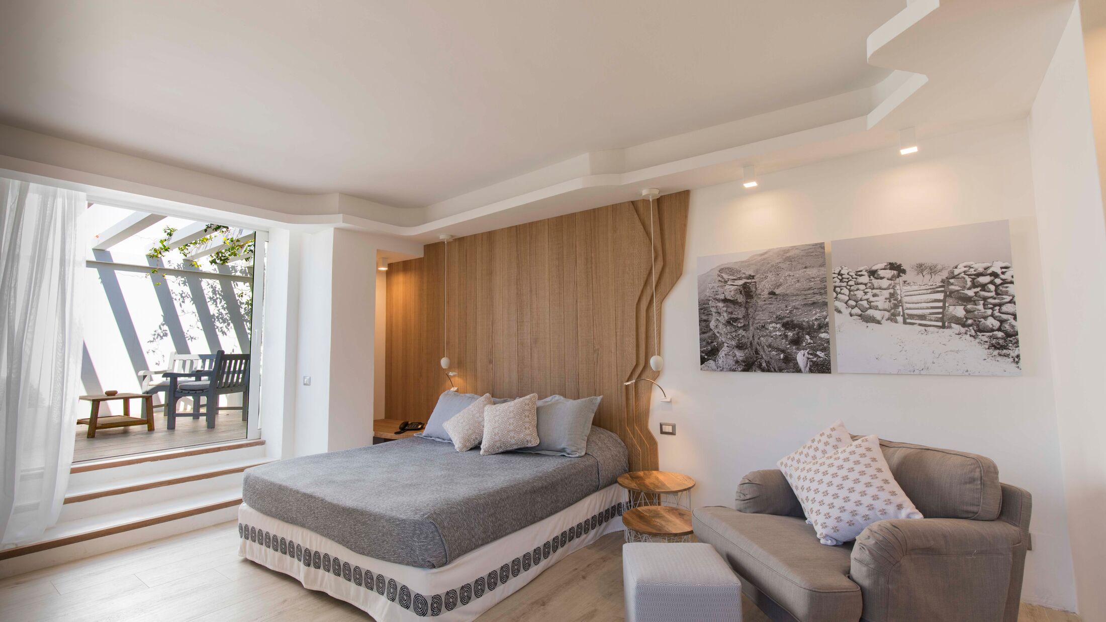 Grand-Relais-Nuraghi-2022-Junior-Suite-Tremonti-003-121857-Hybris