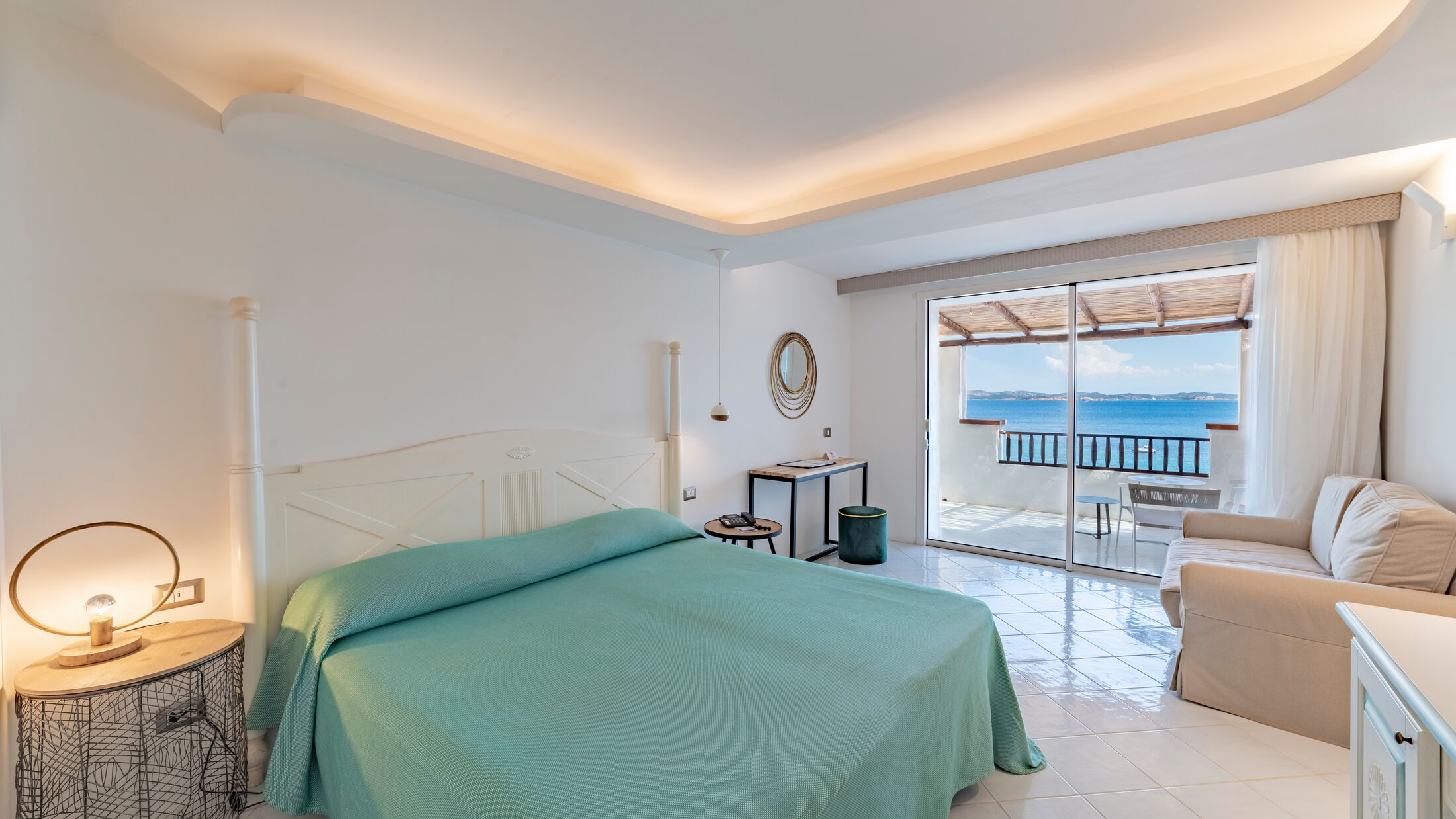 La-Bisaccia-2020-Superior-Seaview-004-115028-Hybris