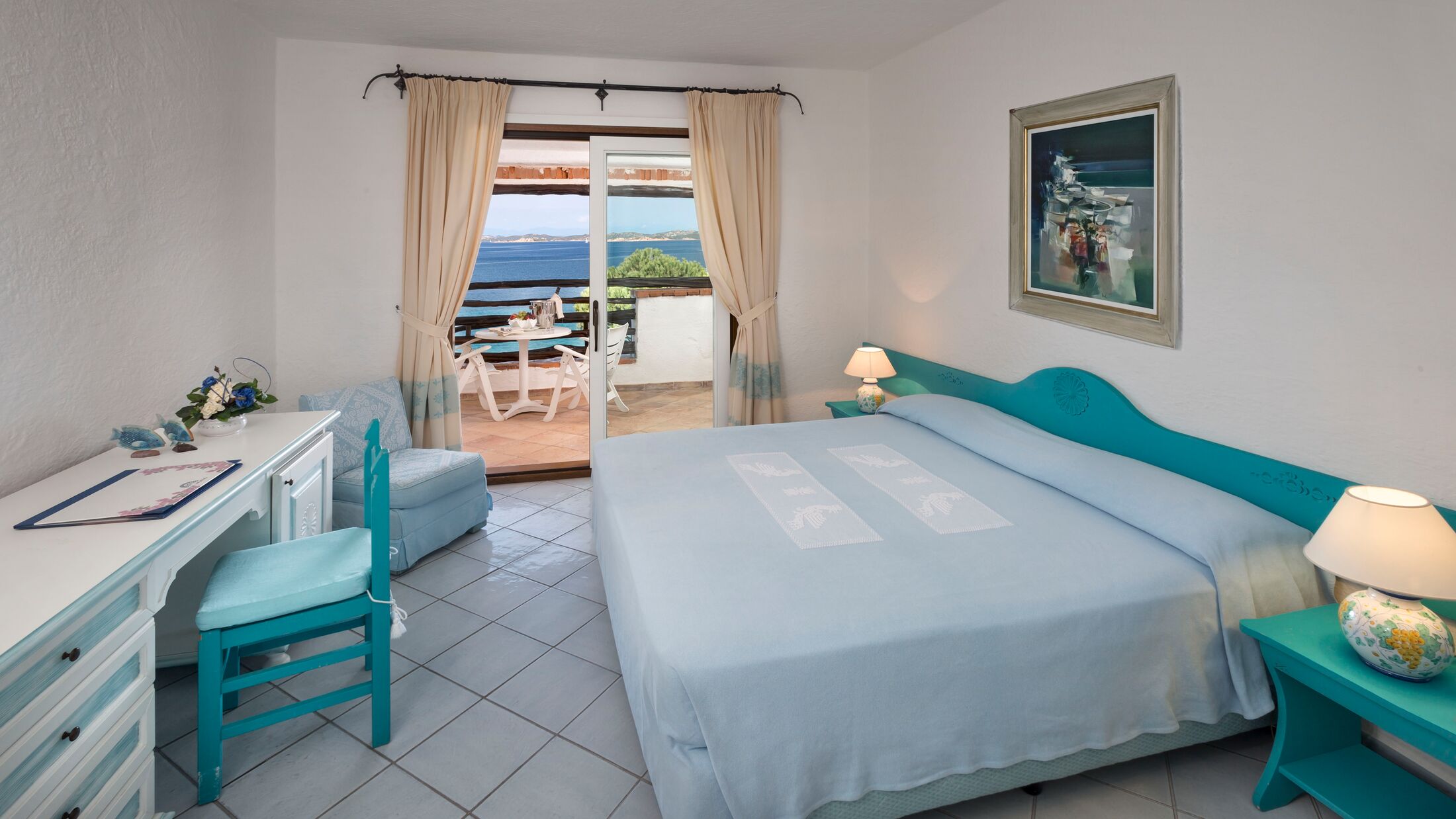 La-Bisaccia-2022-Classic-Room-Sea-View-004-115028-Hybris