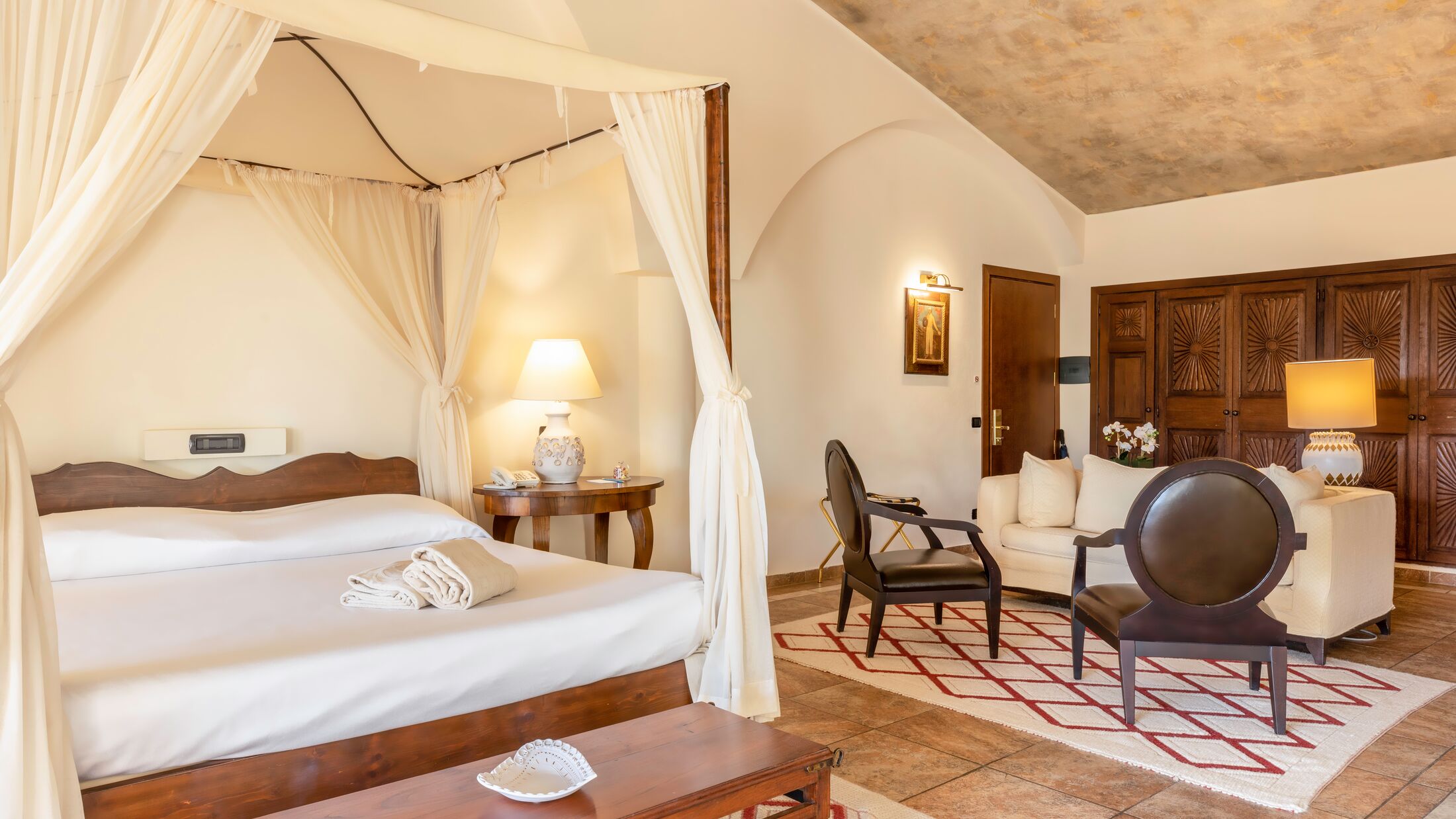 Costa-dei-Fiori-2022-Suite-001-115046-Hybris