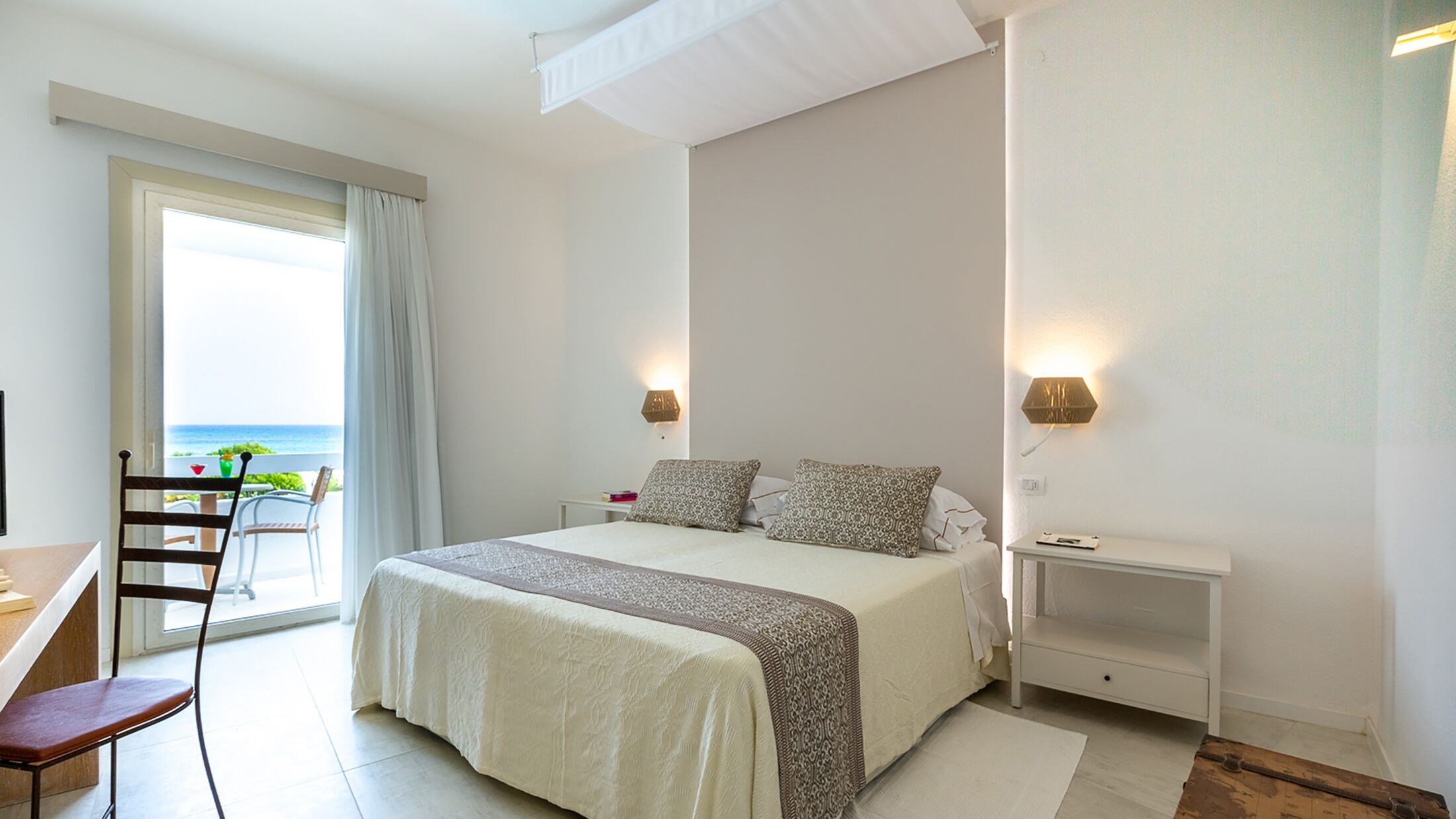 Flamingo-2022-Superior-Room-Sea-View-003-108677-Hybris