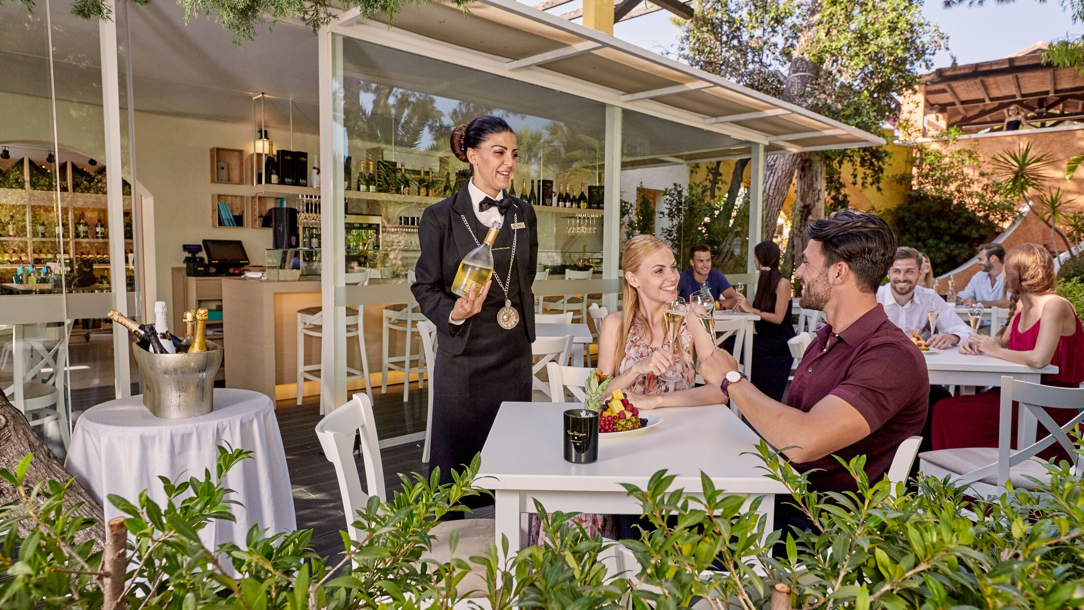 Forte-Village-2023-Wine-Bar-001-002498-Hybris