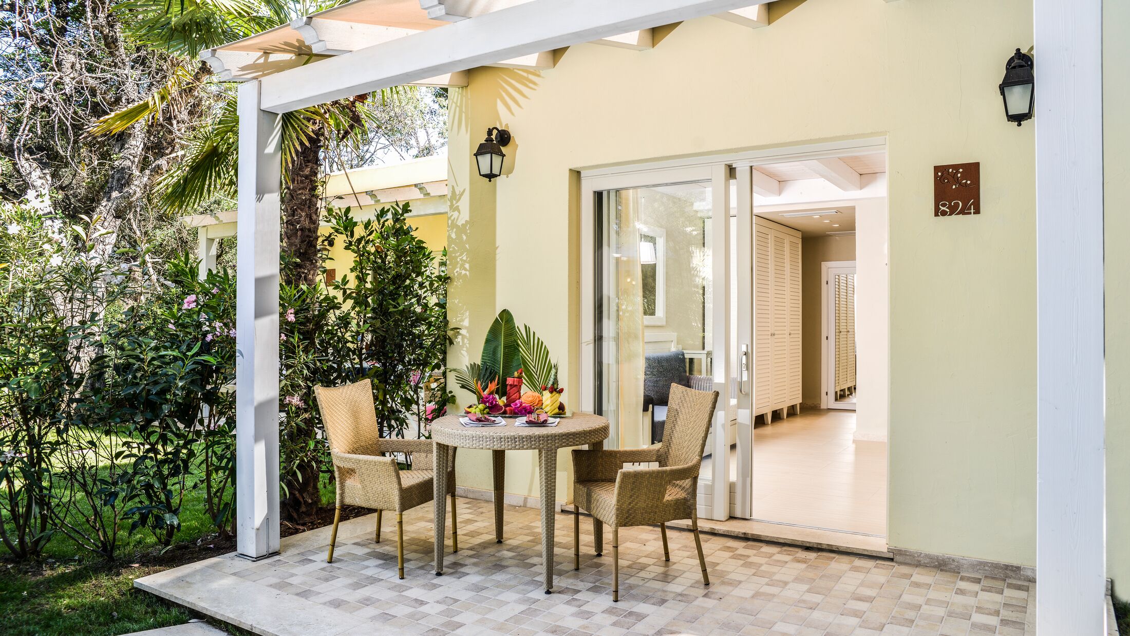 Forte-Village-2023-Bouganville-Deluxe-Bungalow-005-002498-Hybris