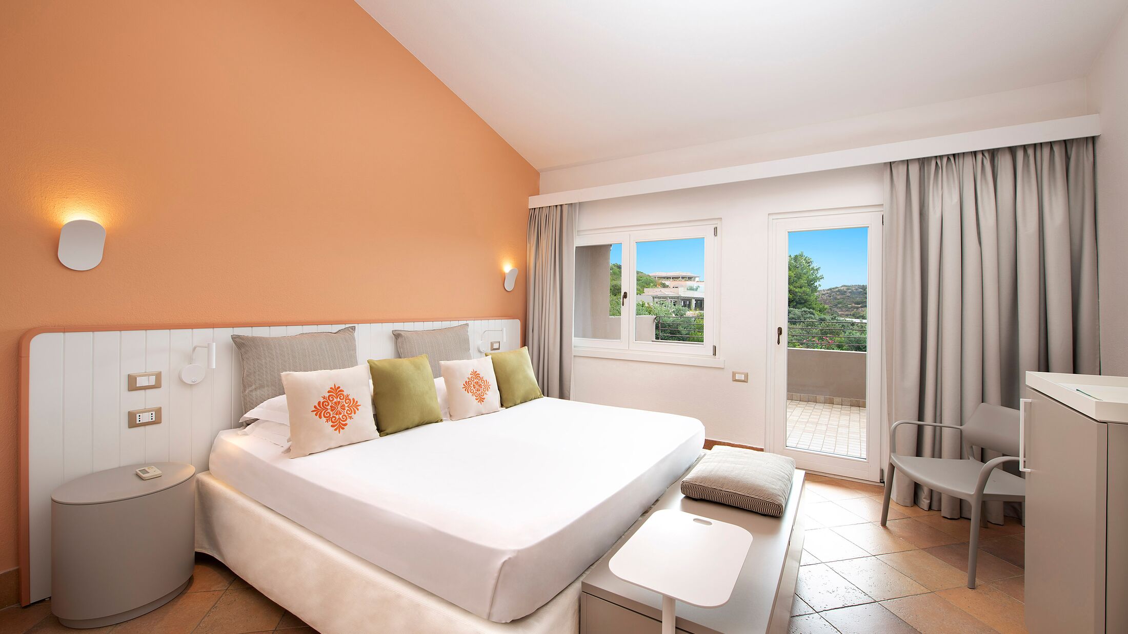 Chia-Laguna-2021-Village-Classic-Room-001-111495-Hybris