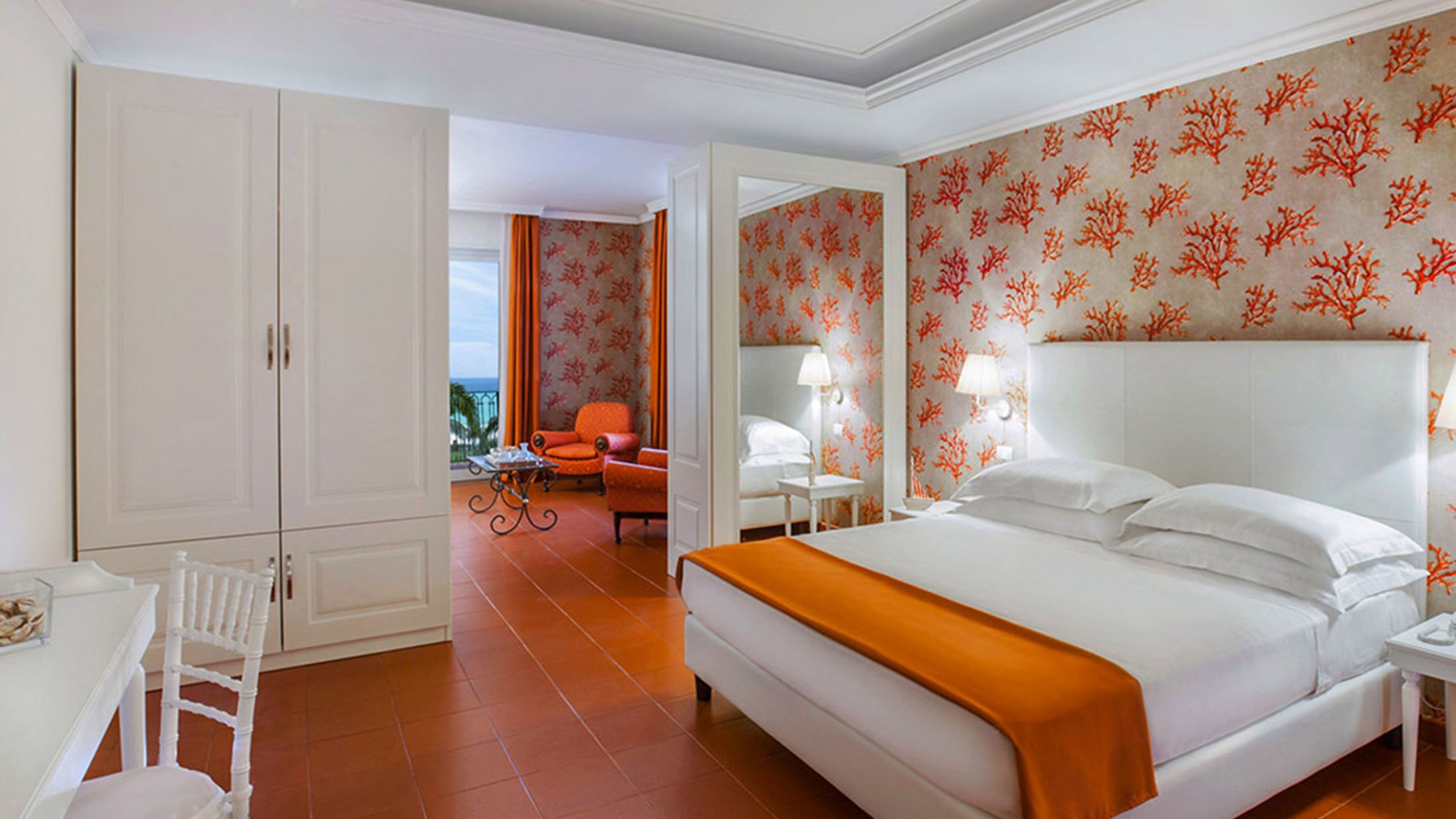 108587-Junior-Suite-001-Hybris