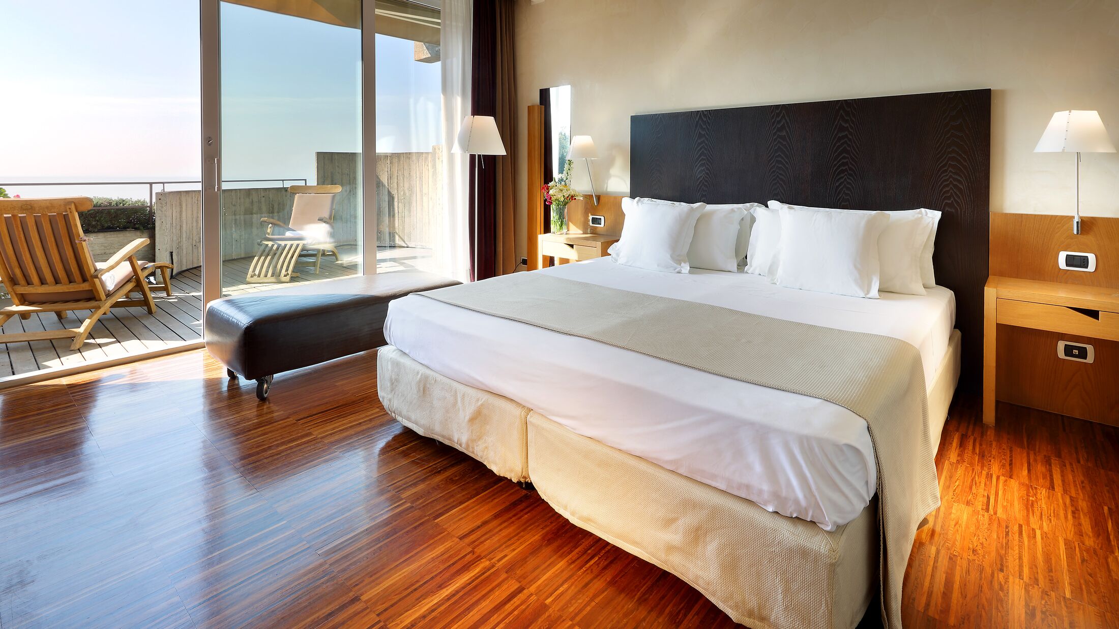 Monte-Tauro-2024-Junior-Suite-001-121992-Hybris