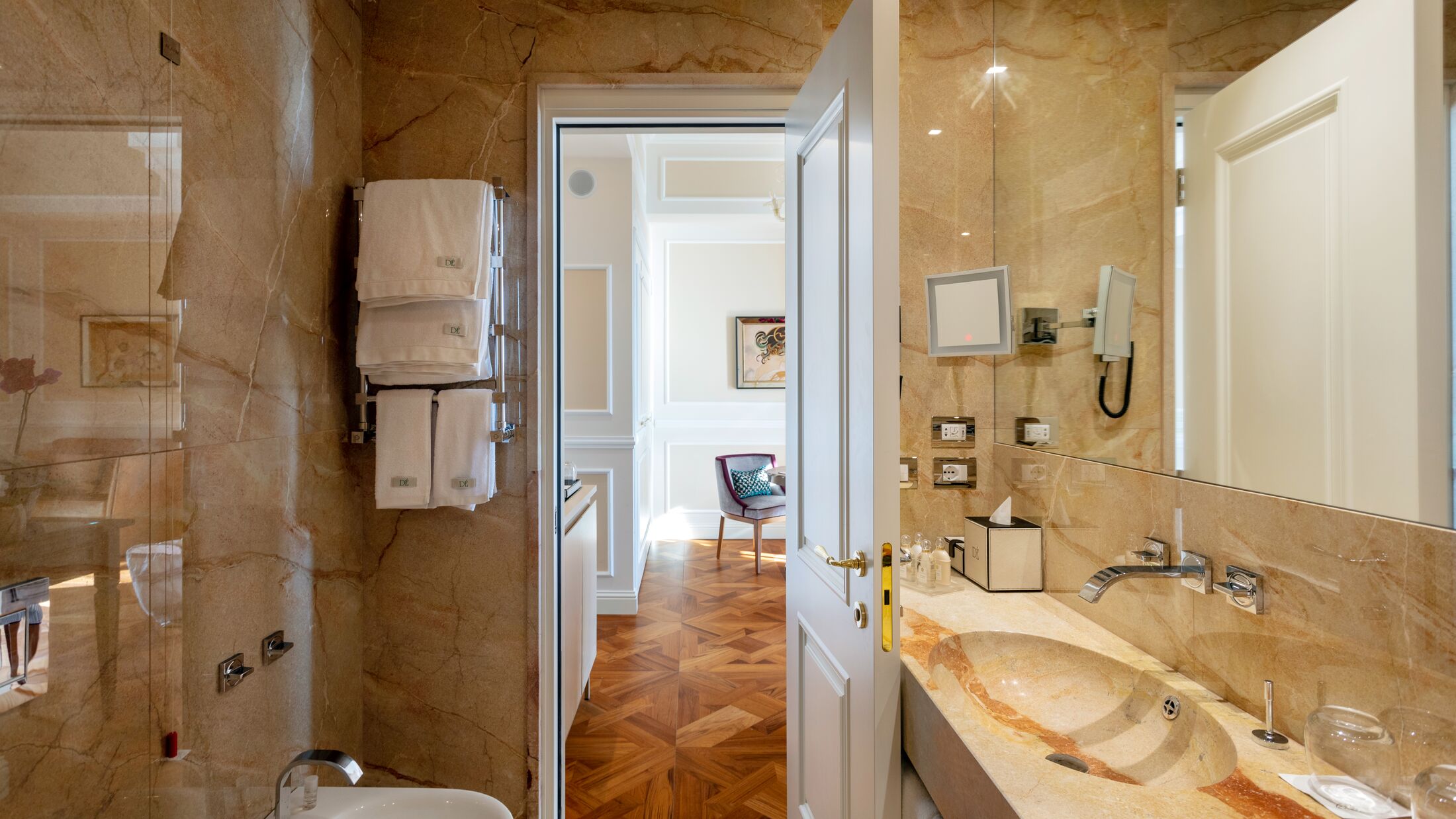 Grande-Estrangers-2023-Suite-003-121930-Hybris