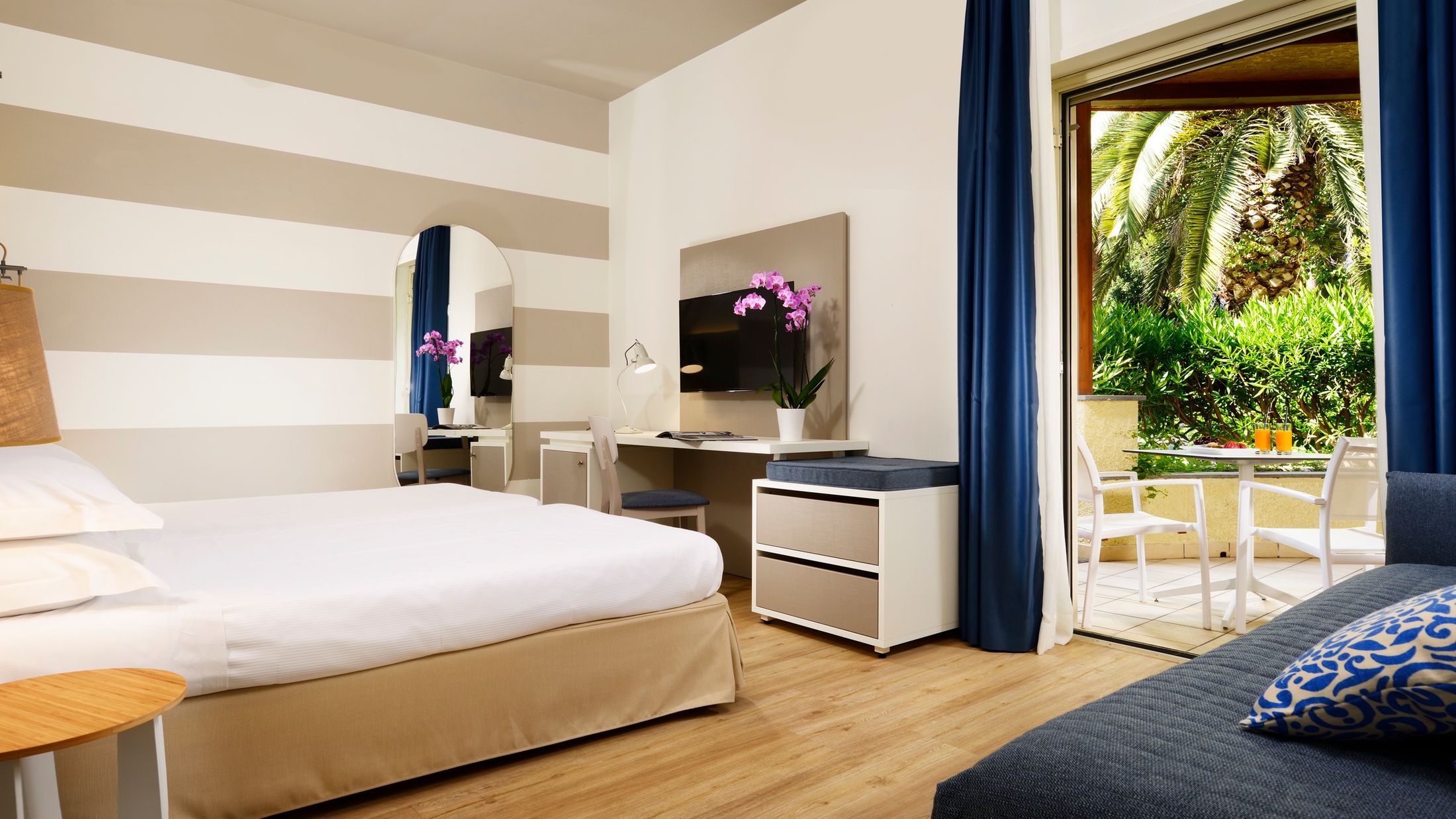 119135-Triple-Villa-Deluxe-001-Hybris