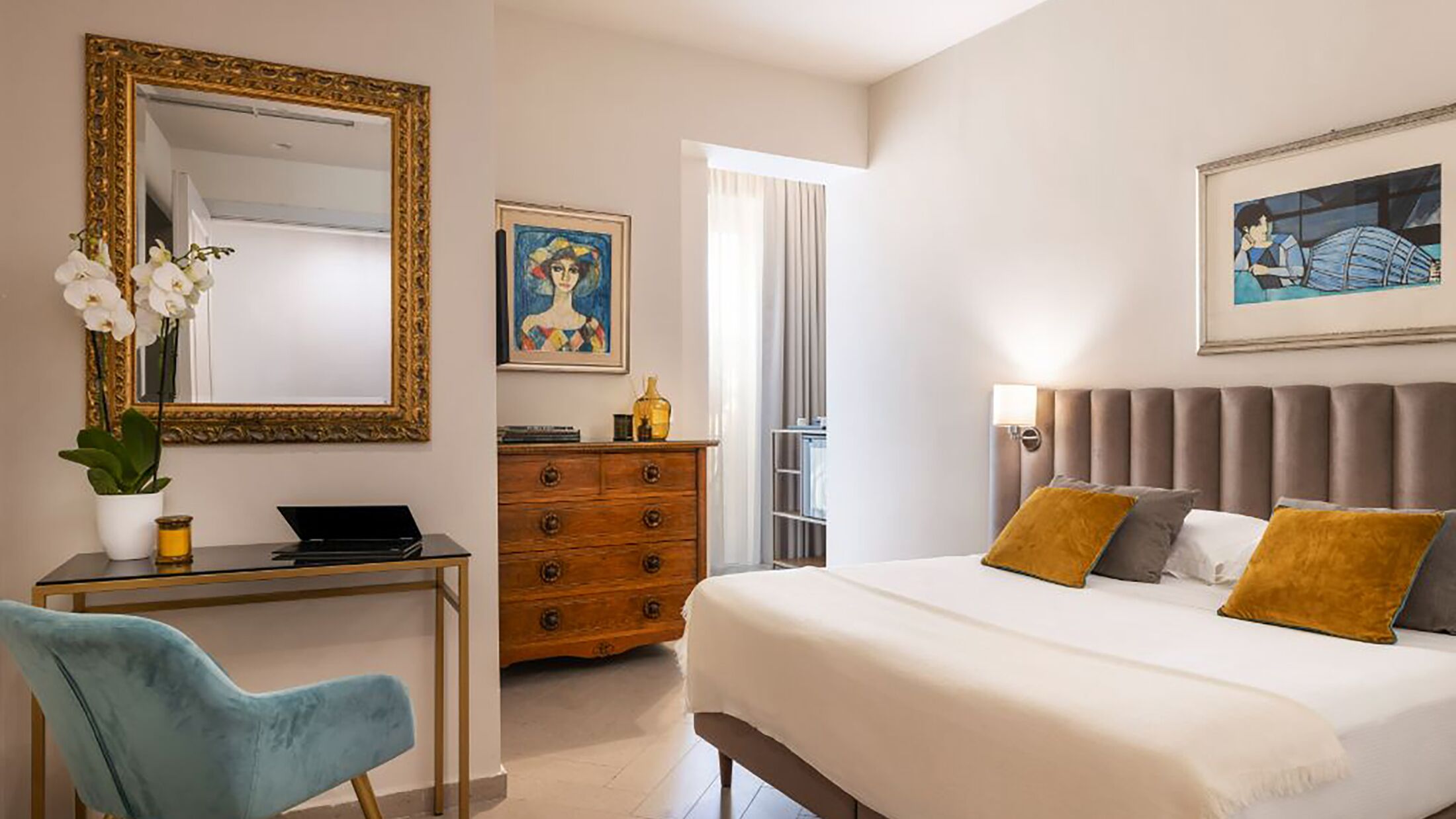 Villa Paradiso-2024-Classic-Room-City-View-001-115064-Hybris