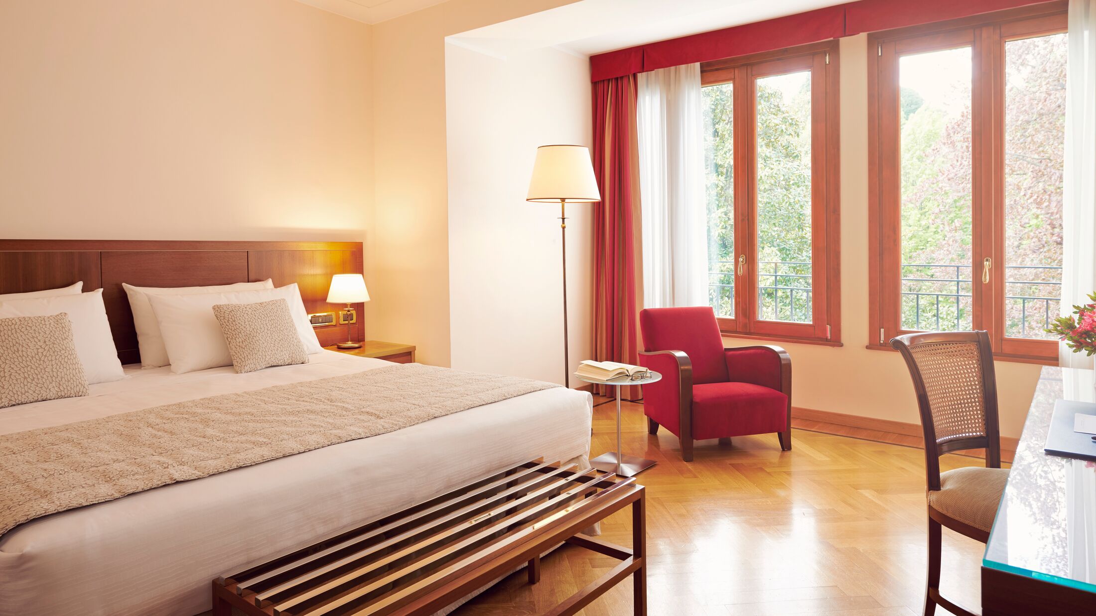 Belvedere-2025-Essential-Room-001-111649-Hybris