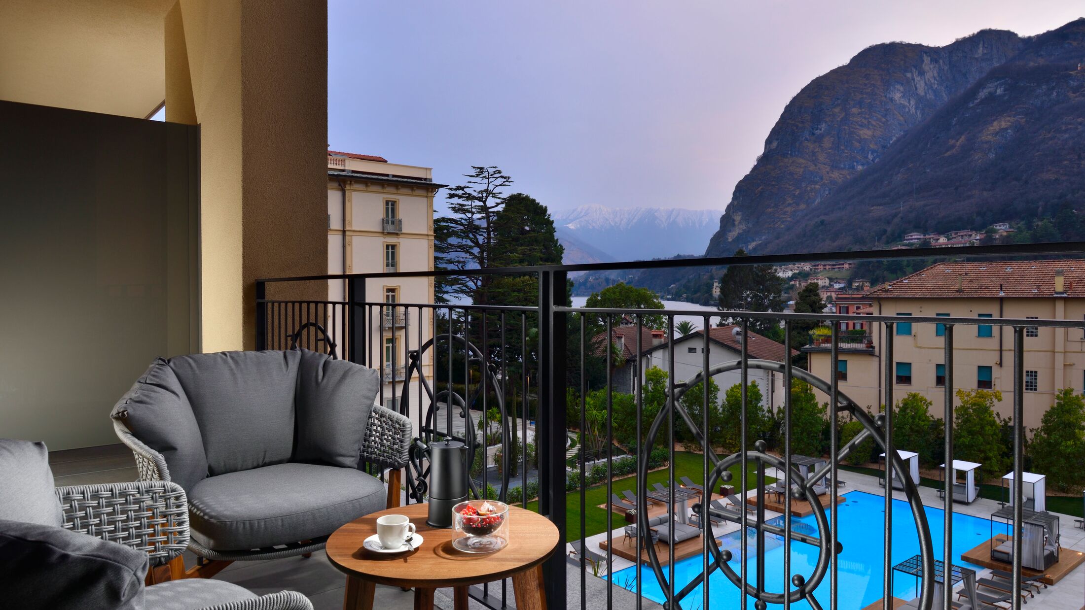 Grand-Victoria-Suite-Park-View-001-111629-Hybris