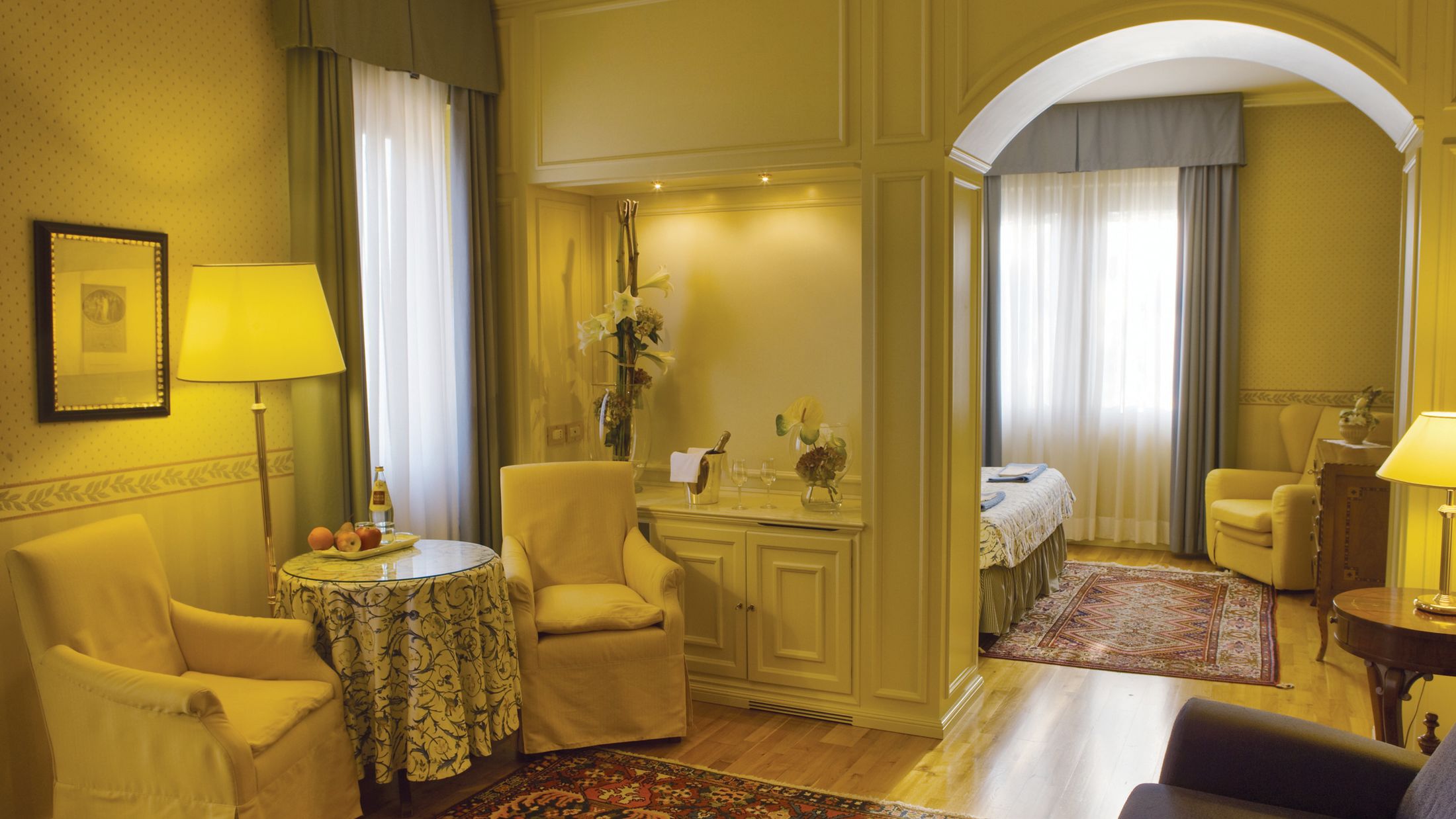 VRN.A.2011.119035.007.jpg-Hybris