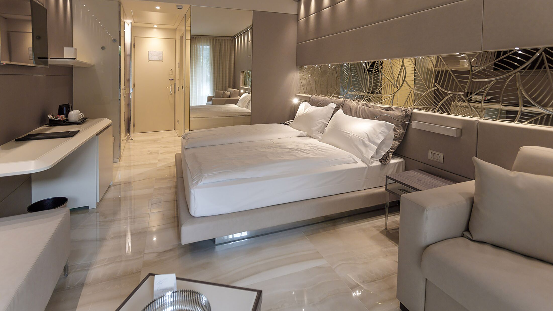 Park-Imperial-2023-Prestige-Suite-004-114932-Hybris