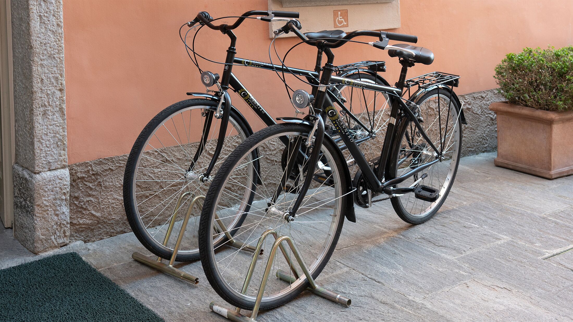 Cannero-Lakeside-2025-Bike-Hire-001-114945-Hybris