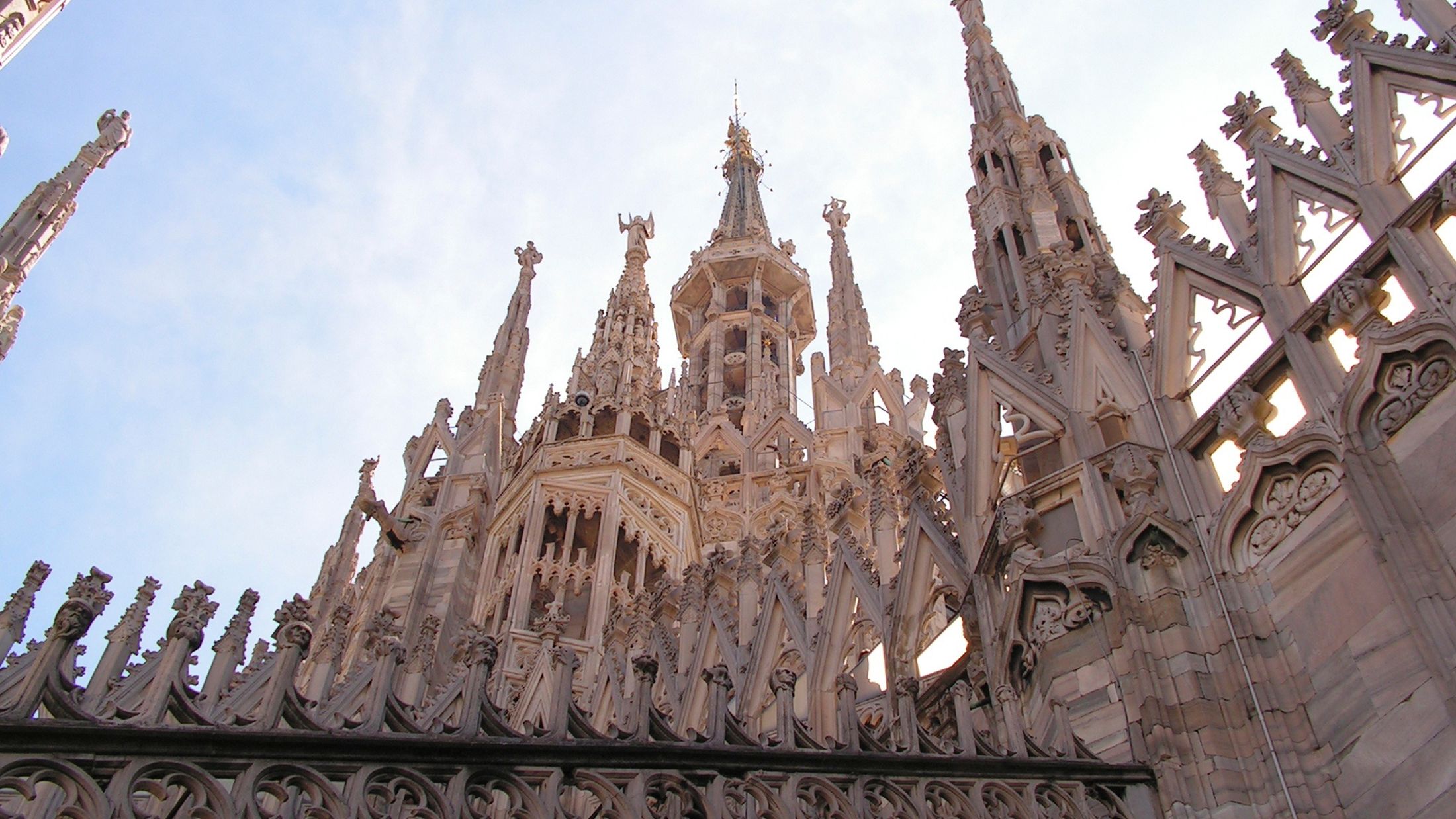 000704 Milan Duomo_Italy 002_Pixabay_milan-569204_no credit_no model release-Hybris