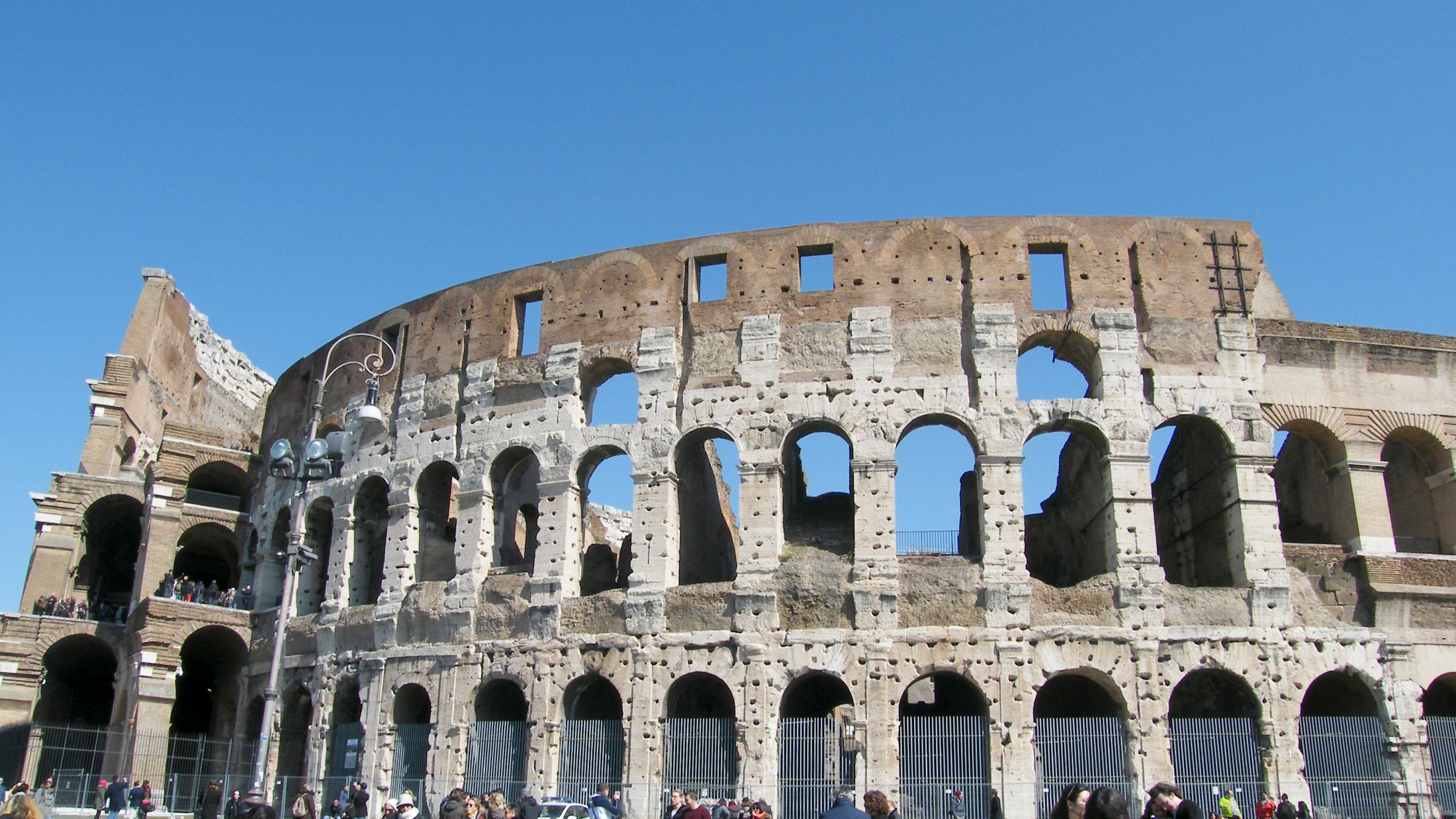 000940_Colosseum_Rome_Italy_Mick Barnard_no model release signed_004-Hybris